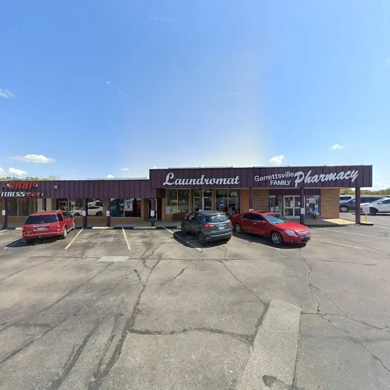 Sky Plaza Laundromat - Image 19