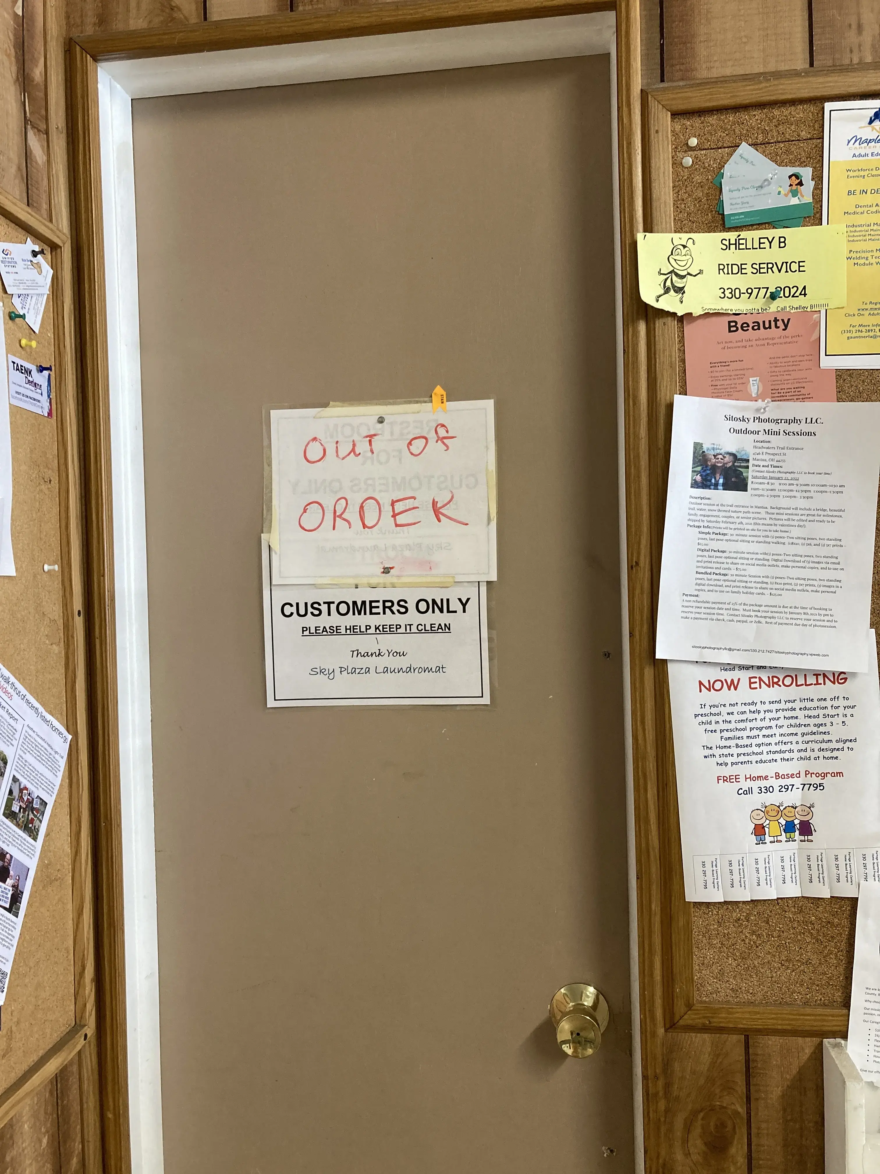 Sky Plaza Laundromat thumbnail 6