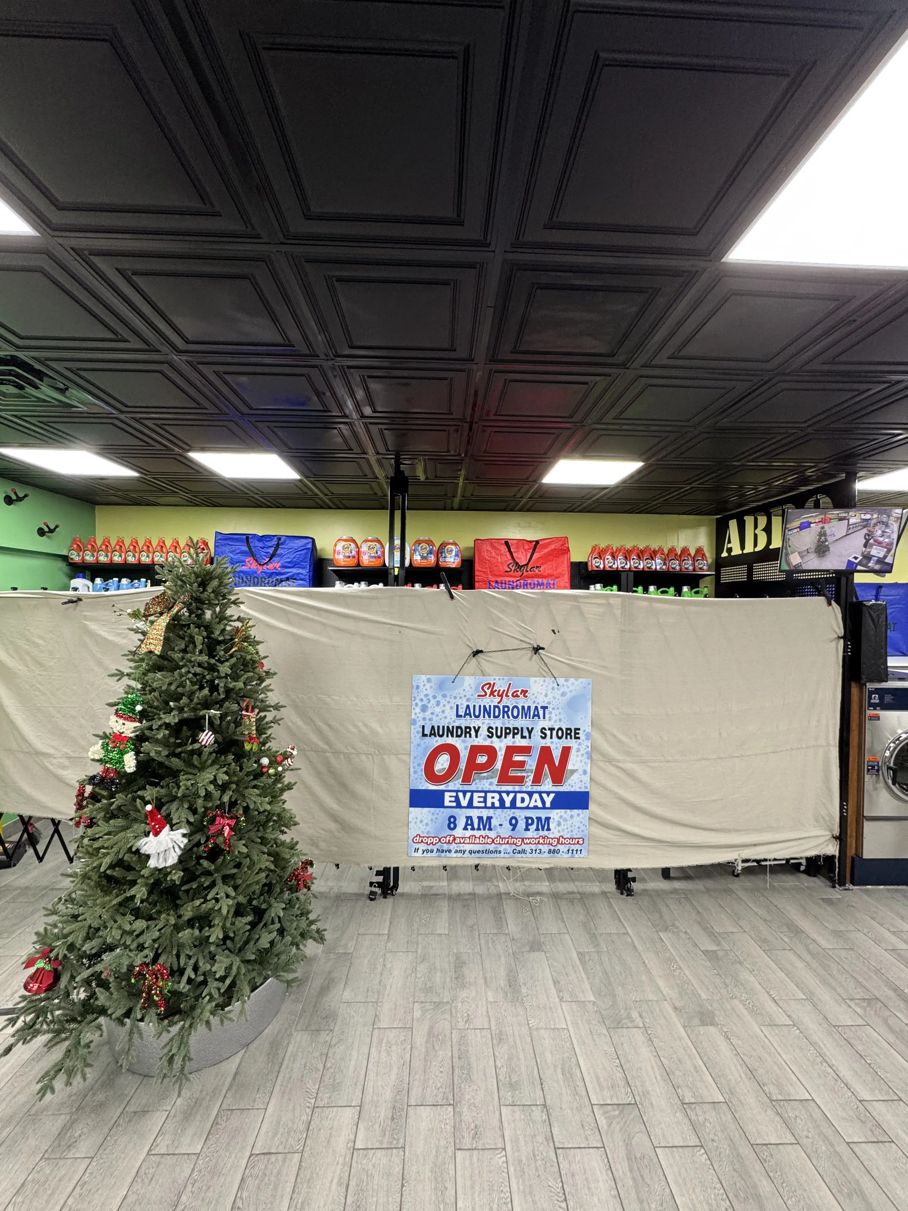 Skylar Laundromat - Image 15
