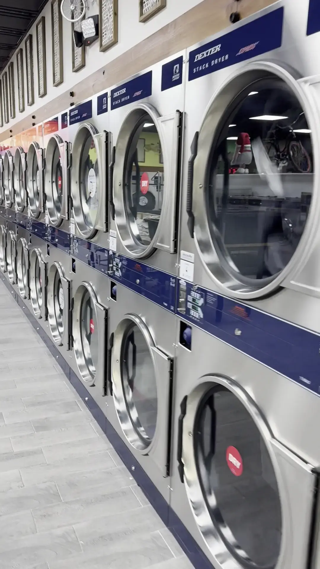 Skylar Laundromat thumbnail 14
