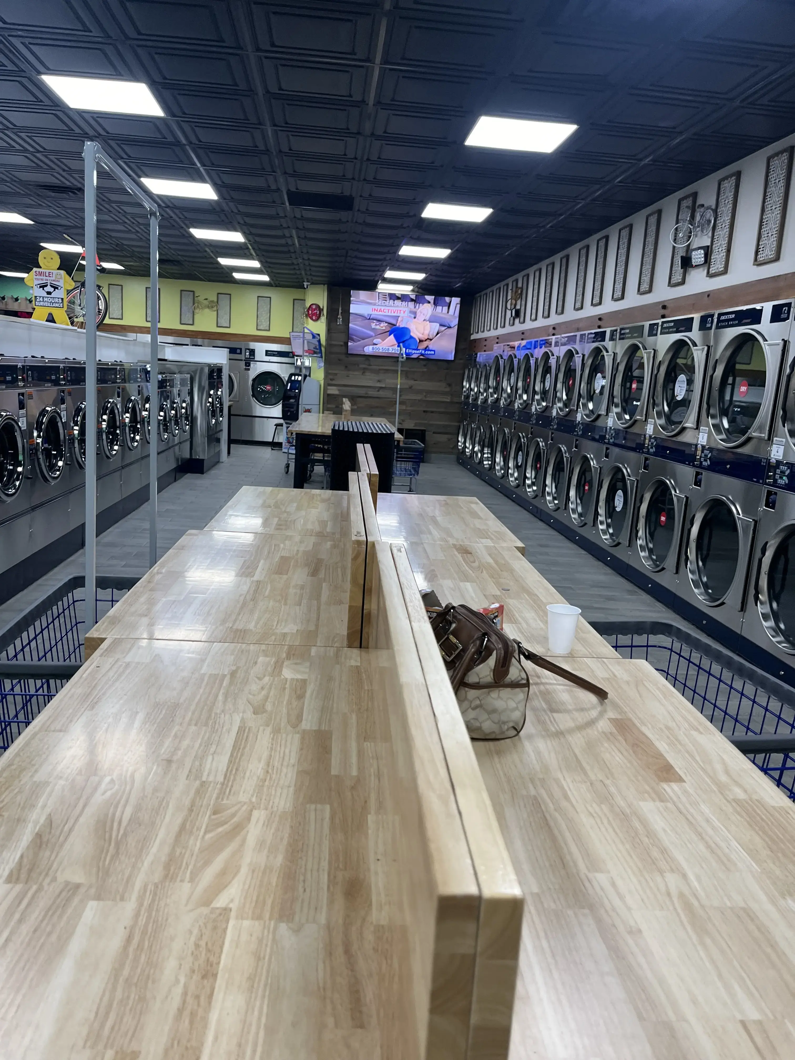 Skylar Laundromat - Image 19