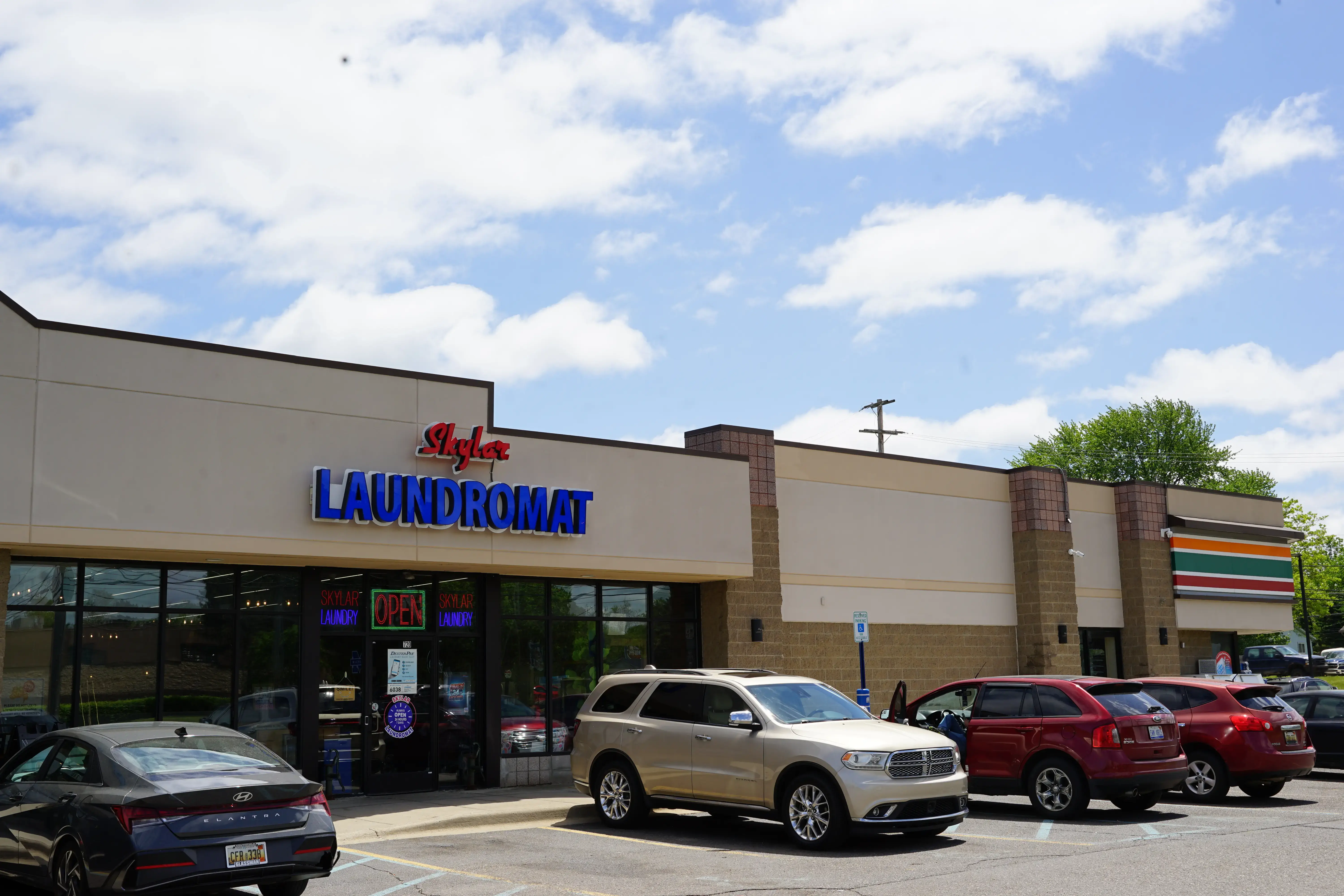 Skylar Laundromat (Commerce, MI) - Image 5