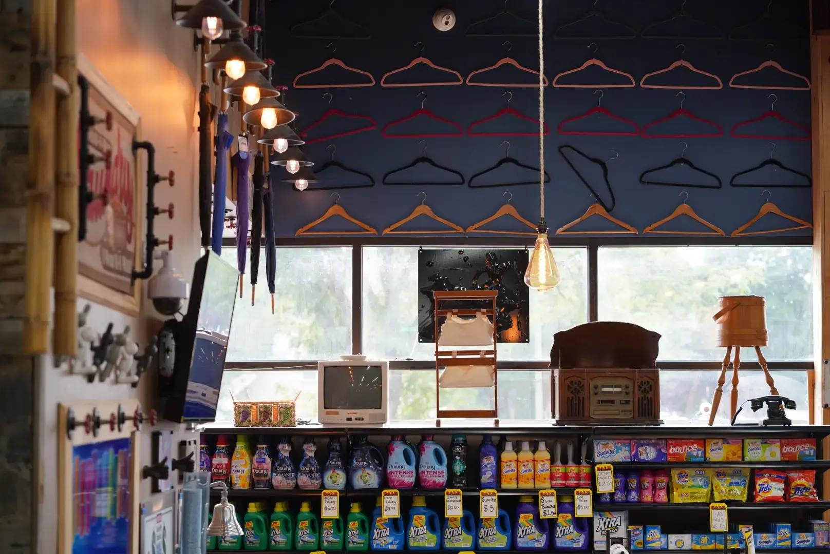 Skylar Laundromat (Dearborn Heights) - Image 17