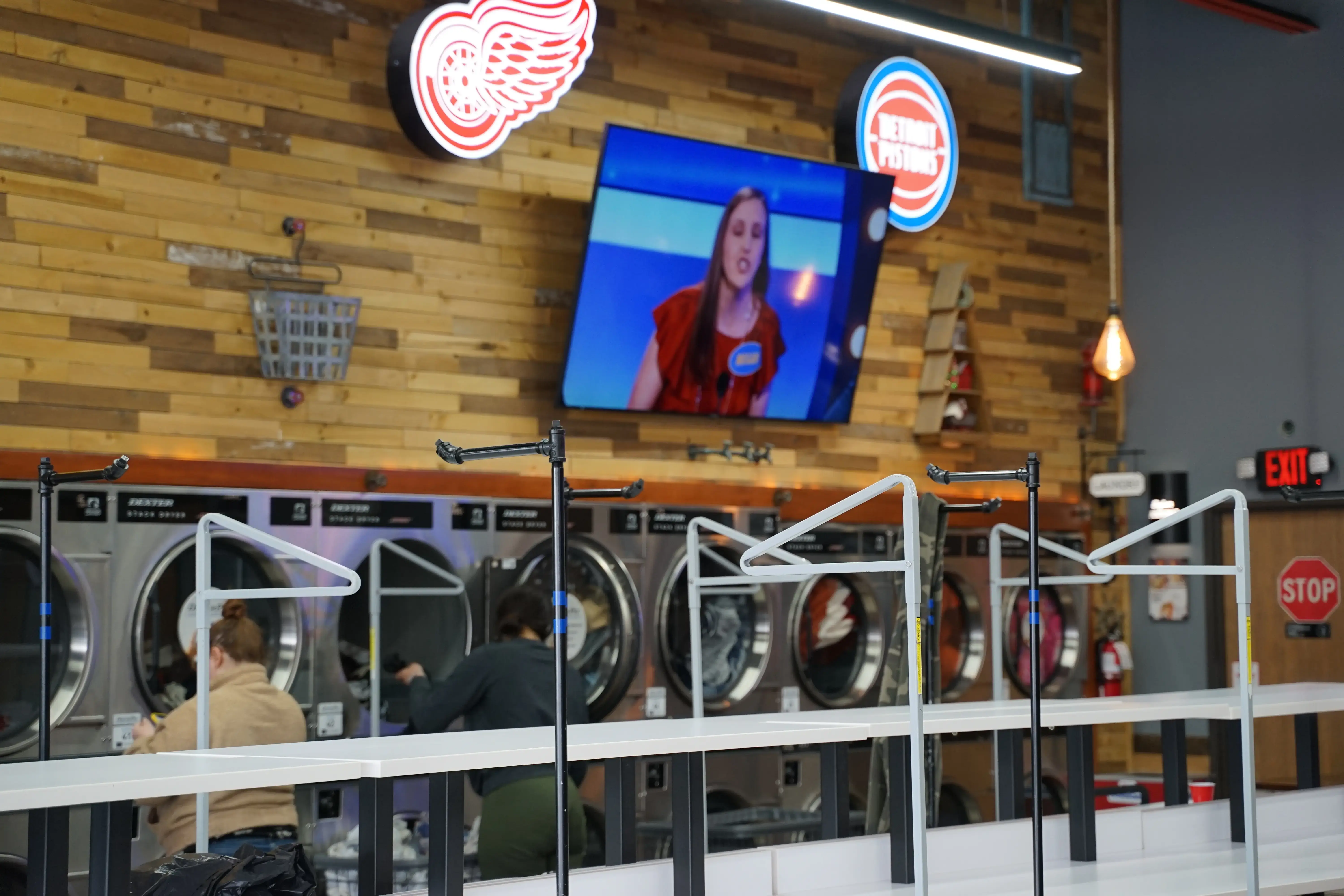 Skylar Laundromat (Dearborn Heights) thumbnail 14