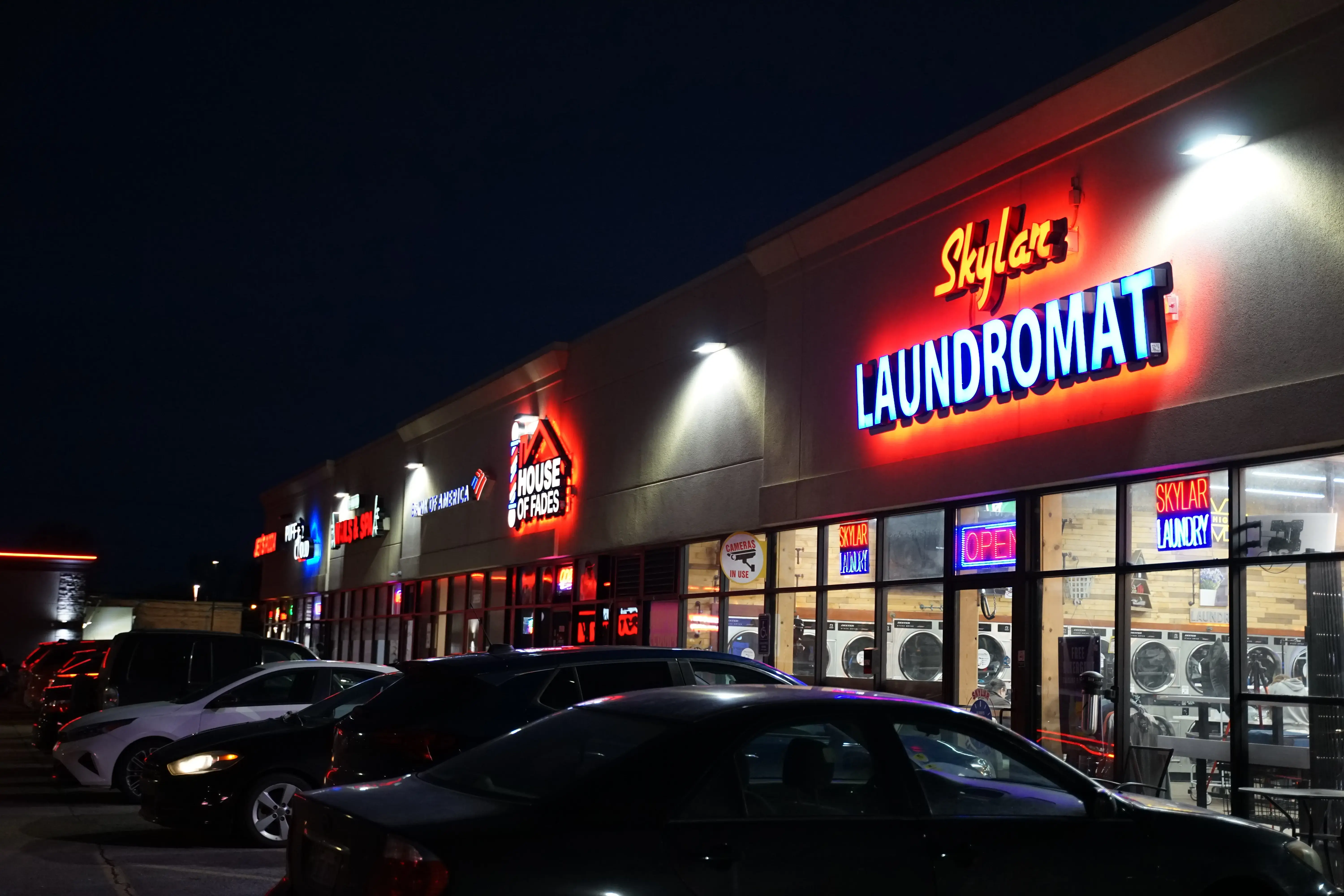 Skylar Laundromat (Dearborn Heights) - Image 4