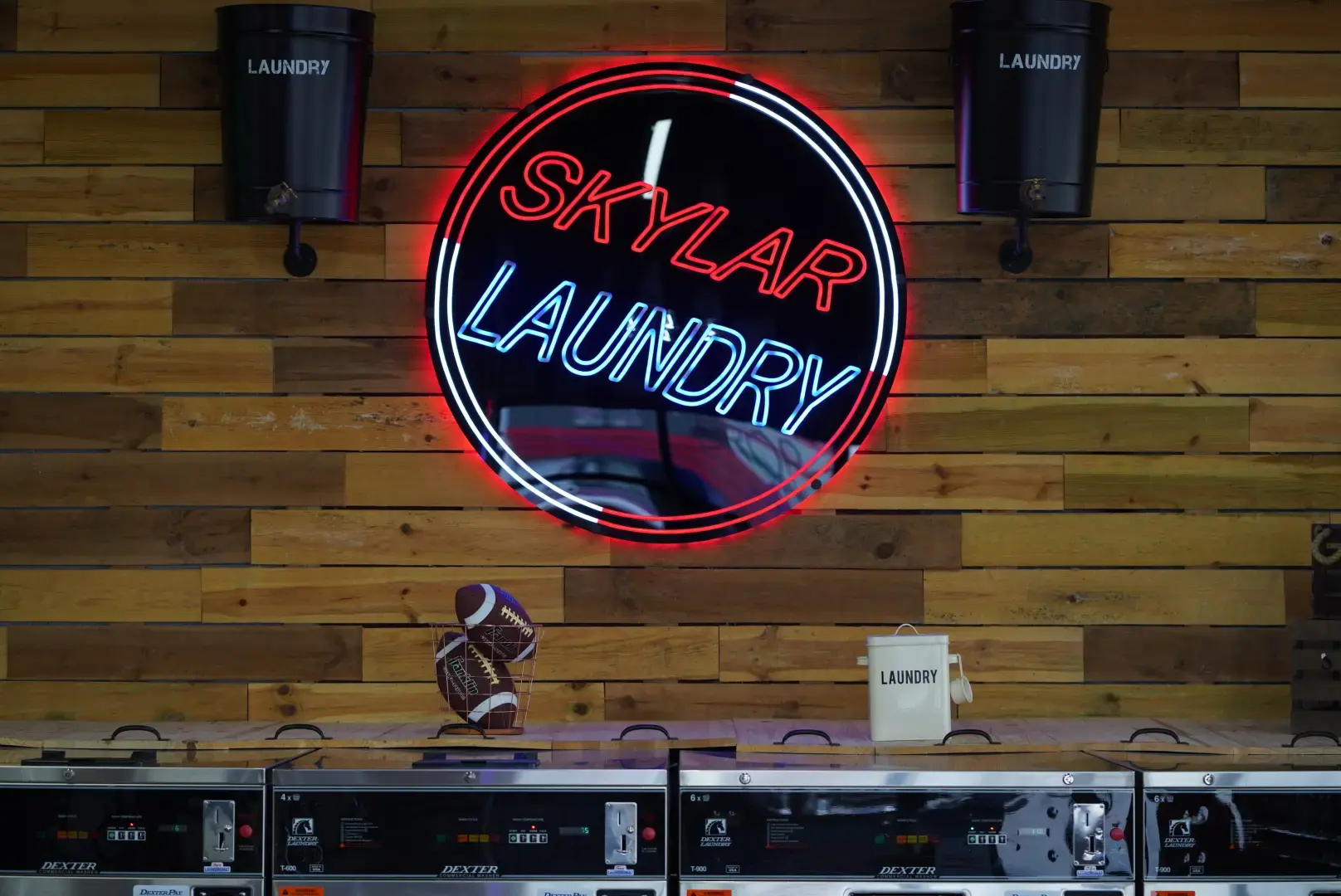 Skylar Laundromat (Madison Heights) - Image 9