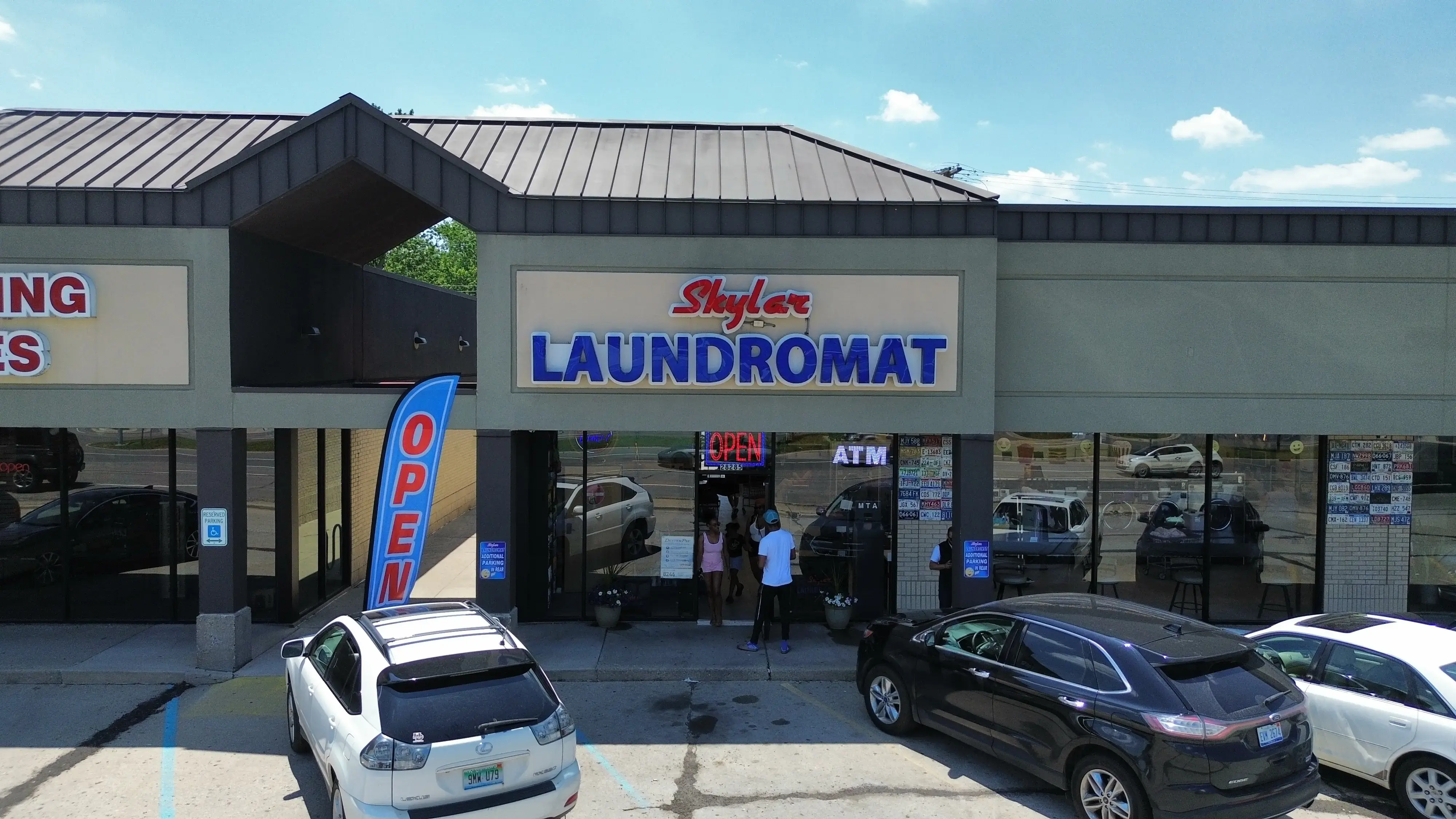 Skylar Laundromat of Berkley - Image 1