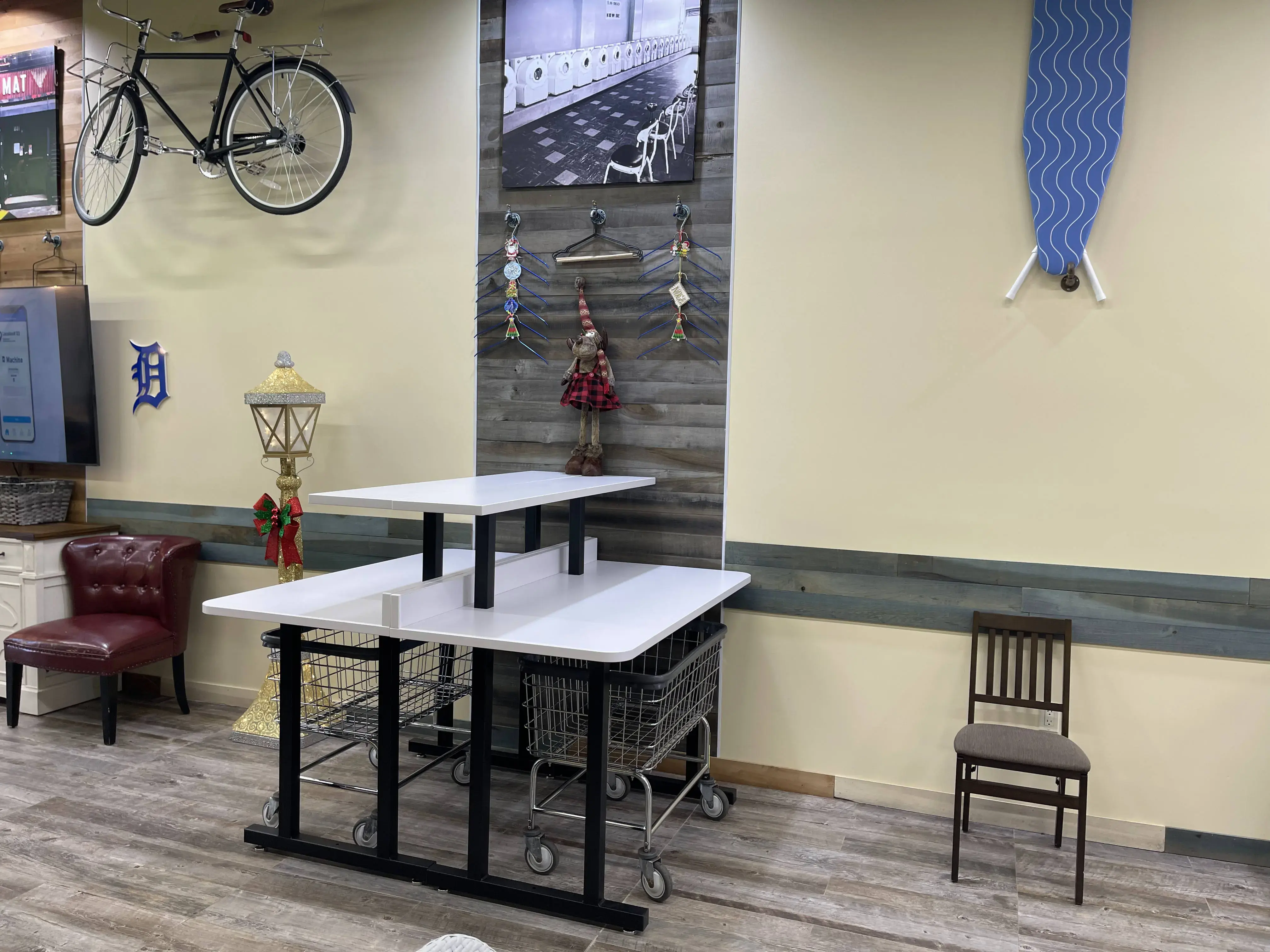 Skylar Laundromat of Farmington Hills thumbnail 16