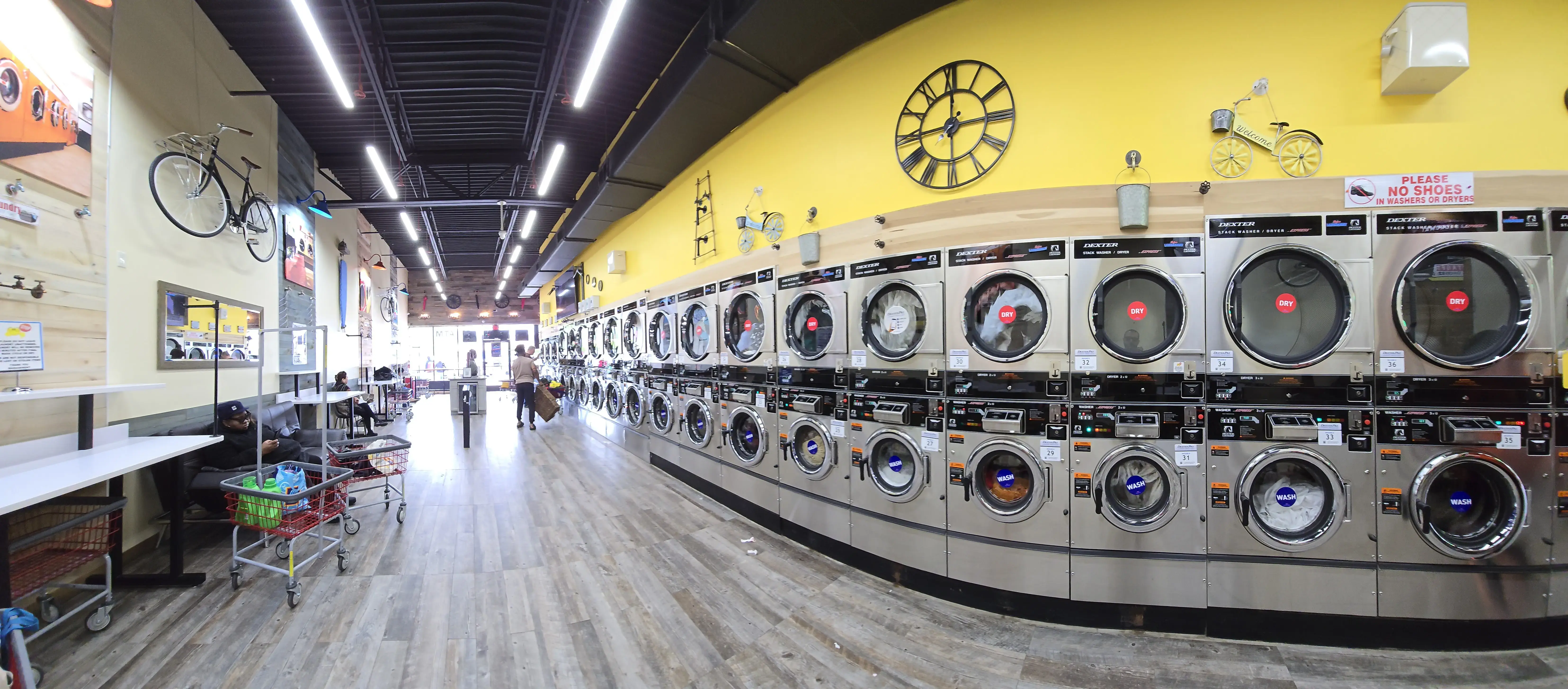 Skylar Laundromat of Farmington Hills thumbnail 2