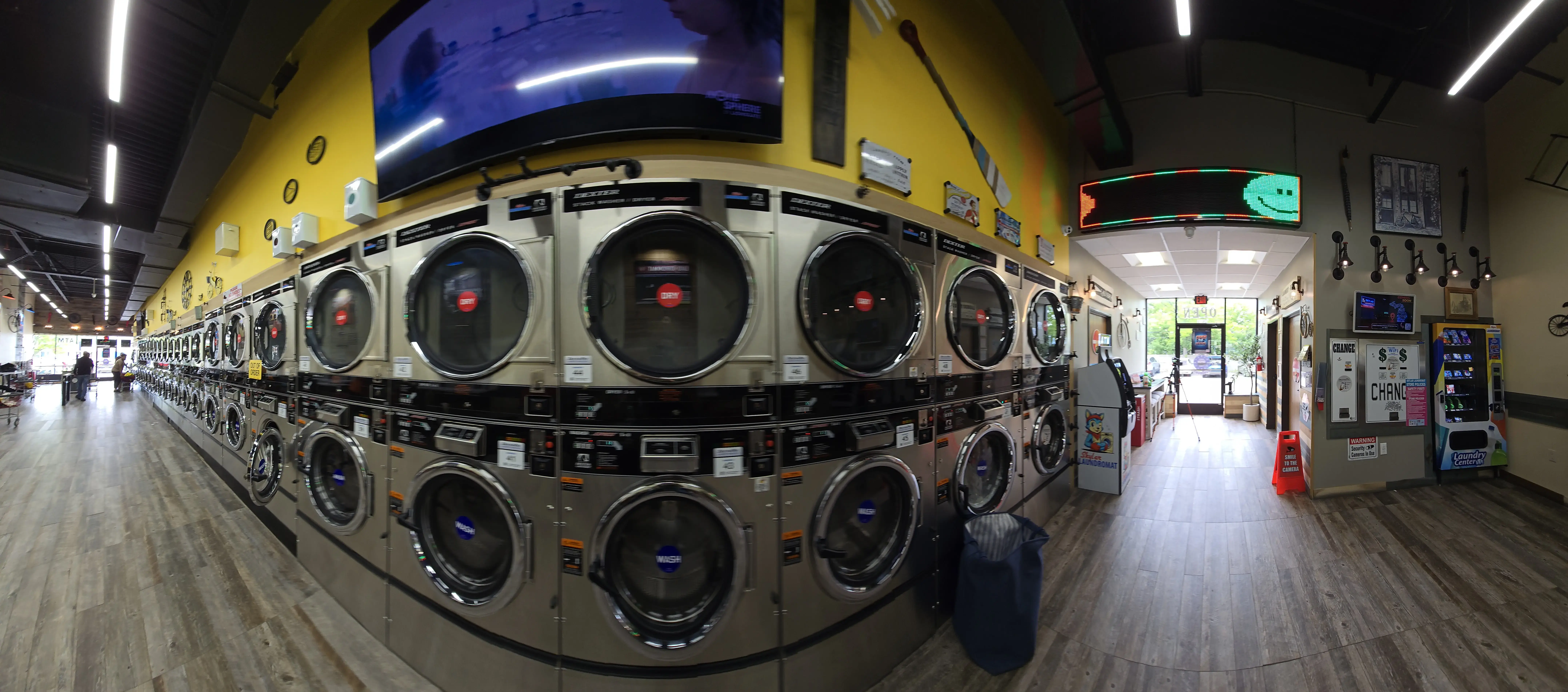 Skylar Laundromat of Farmington Hills thumbnail 1