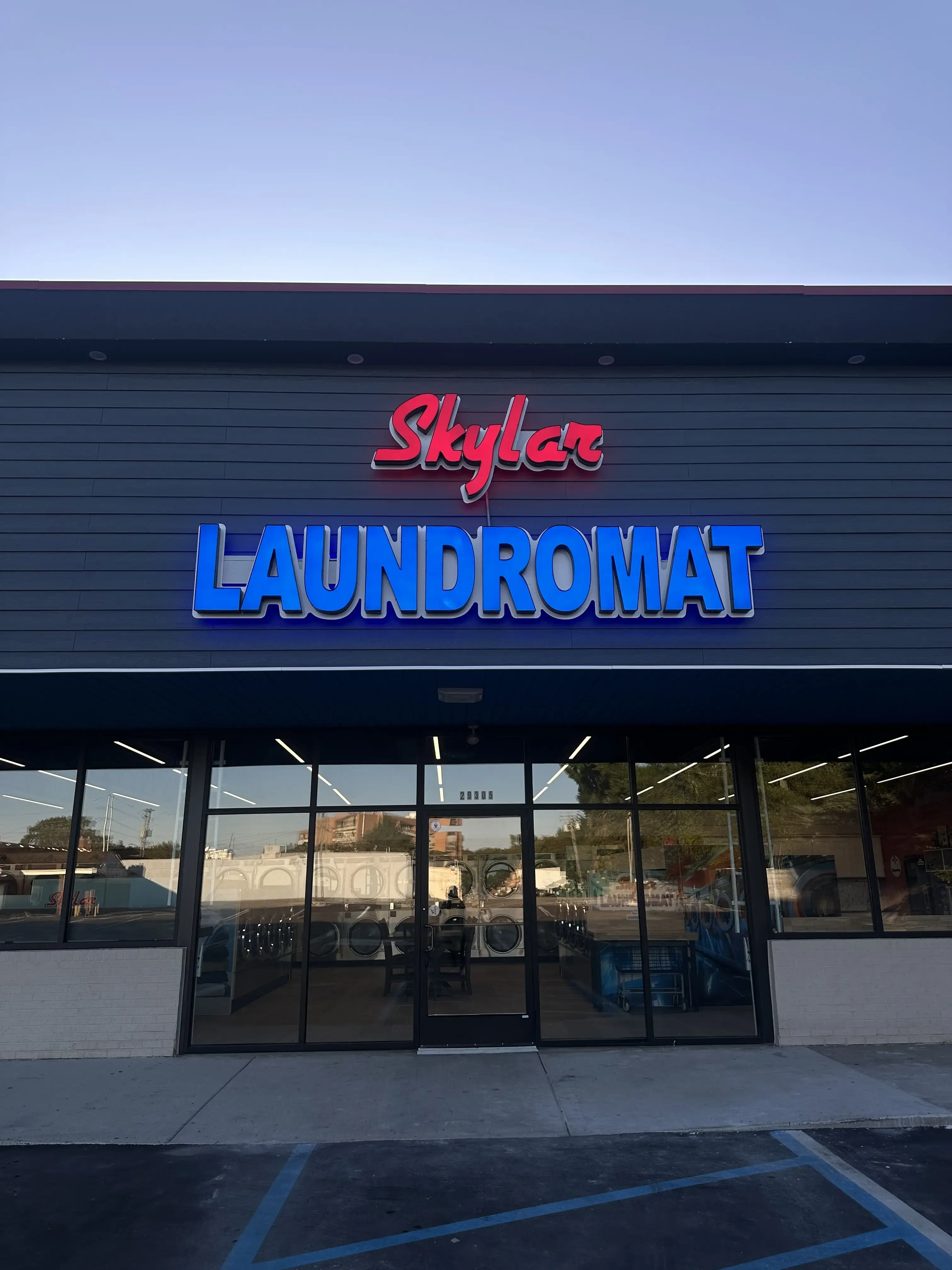 Skylar Laundromat of Inkster thumbnail 14