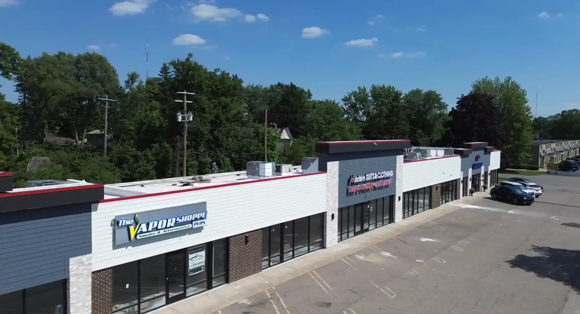 Skylar Laundromat of Lathrup Village - Image 14