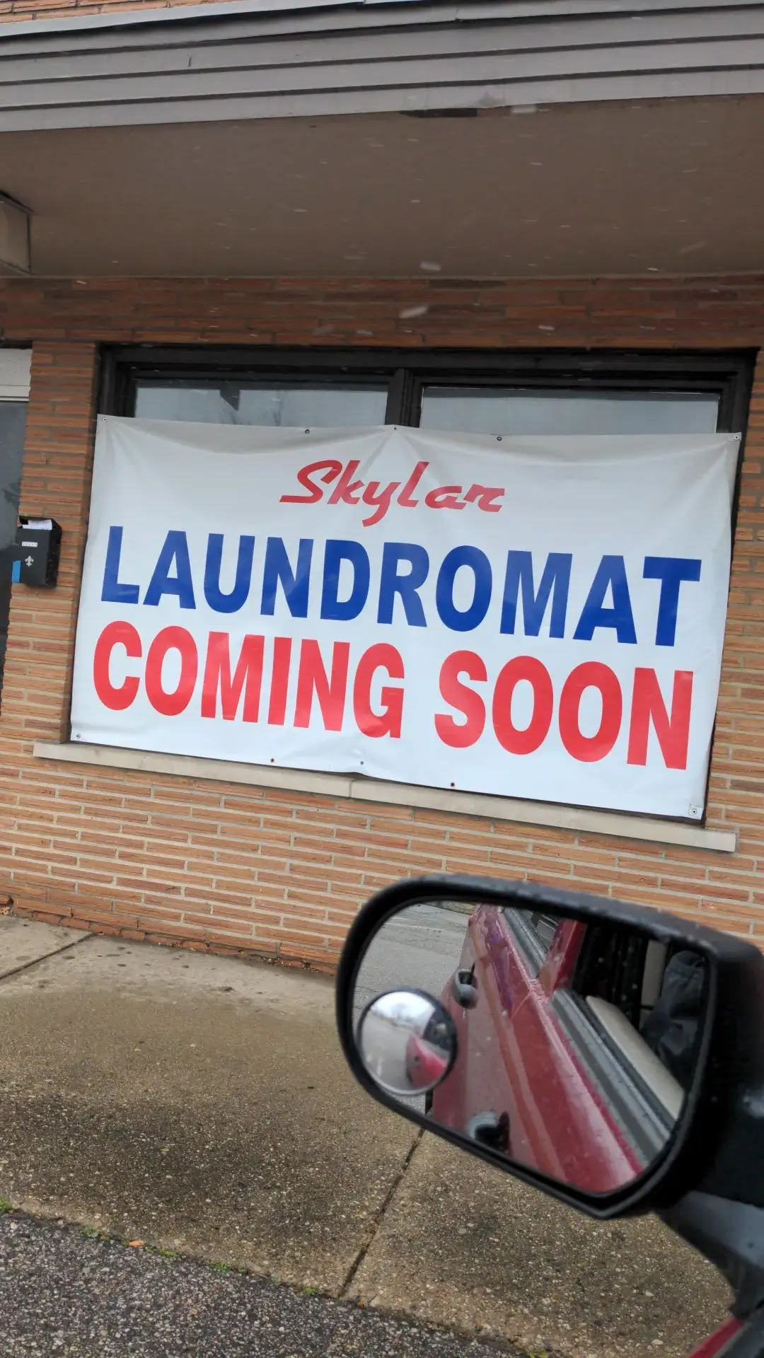Skylar Laundromat of Lathrup Village thumbnail 4
