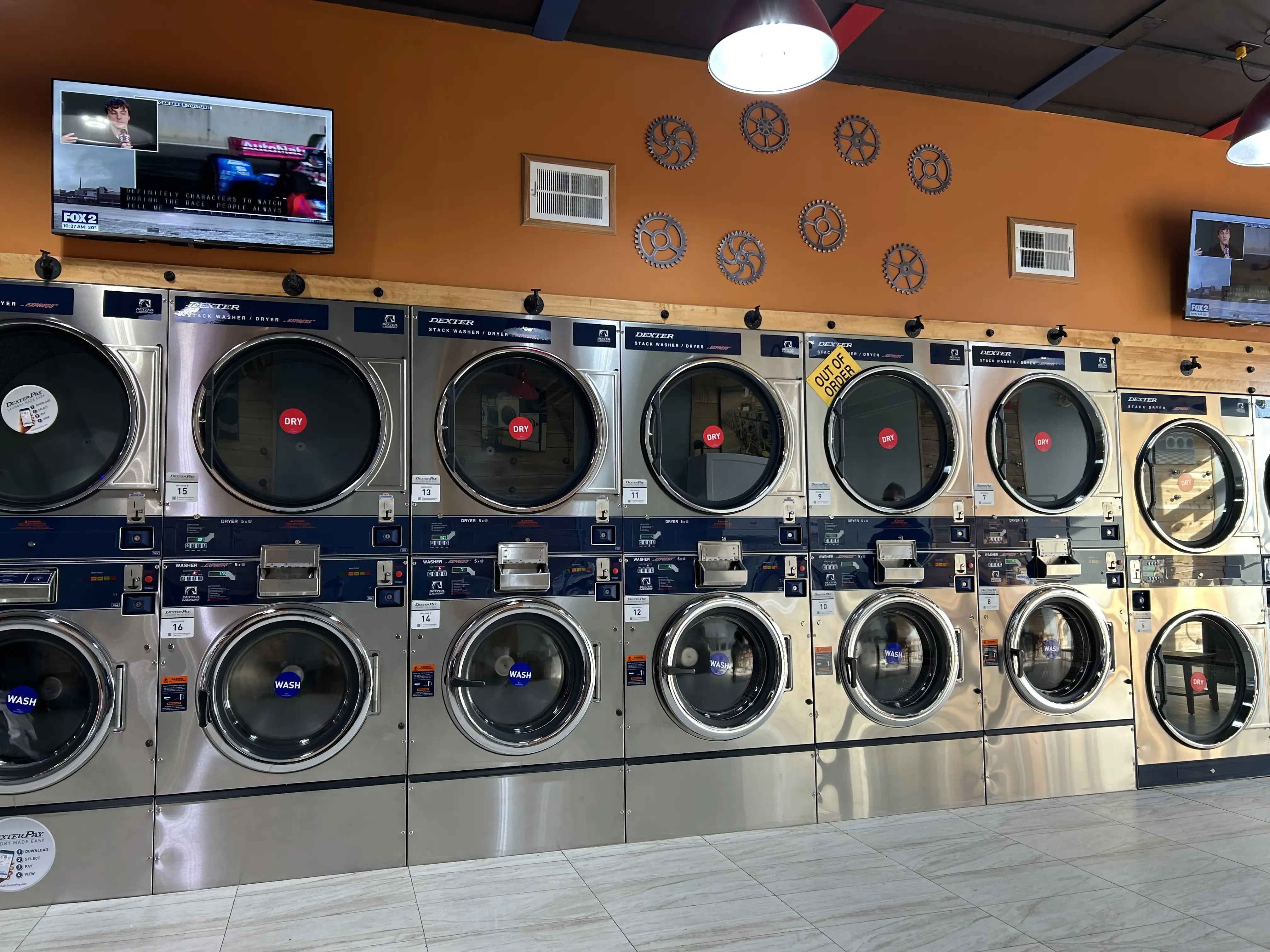 Skylar Laundromat of Livonia (7 Mile) thumbnail 13