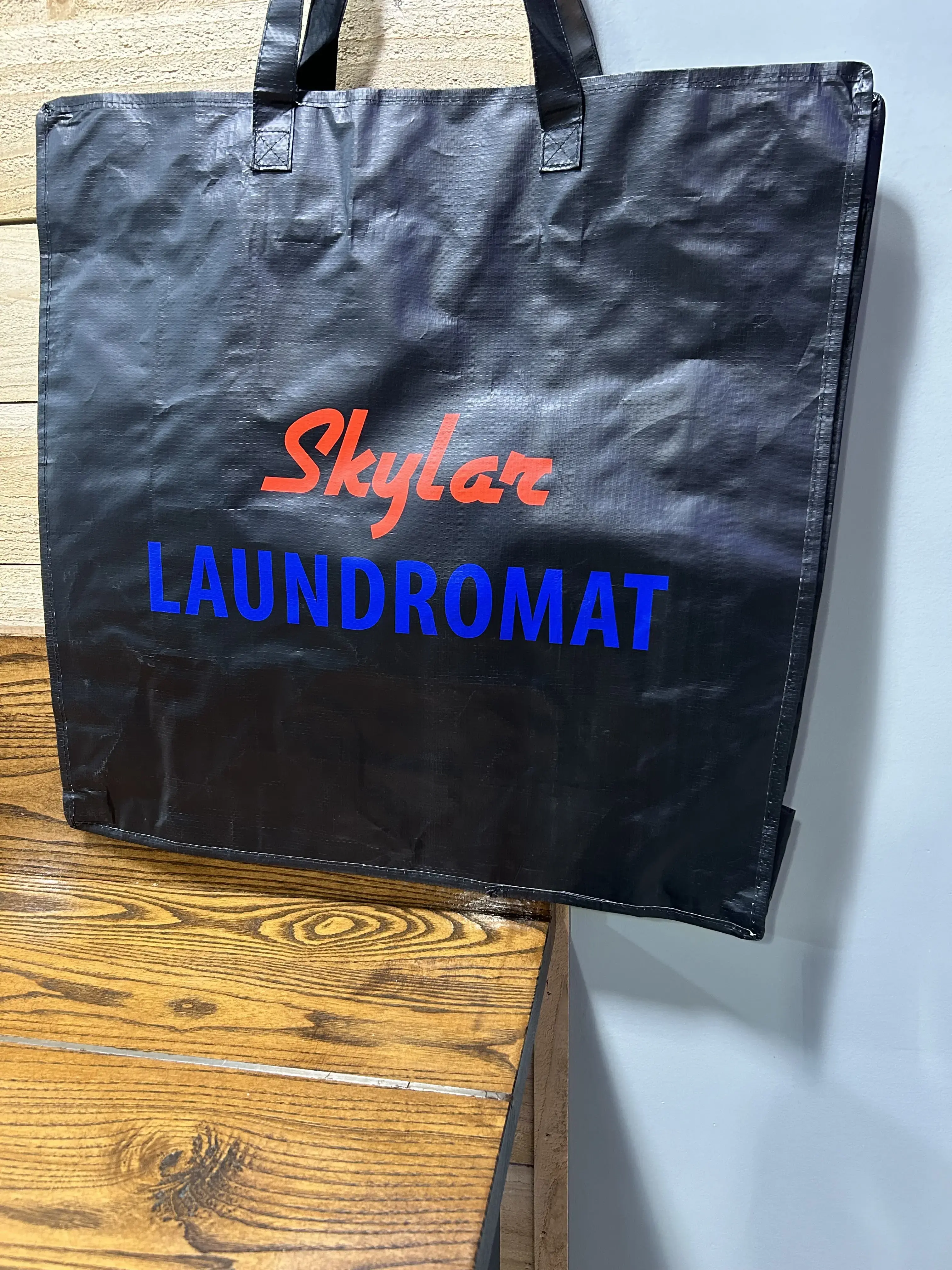 Skylar Laundromat of Livonia (7 Mile) - Image 10