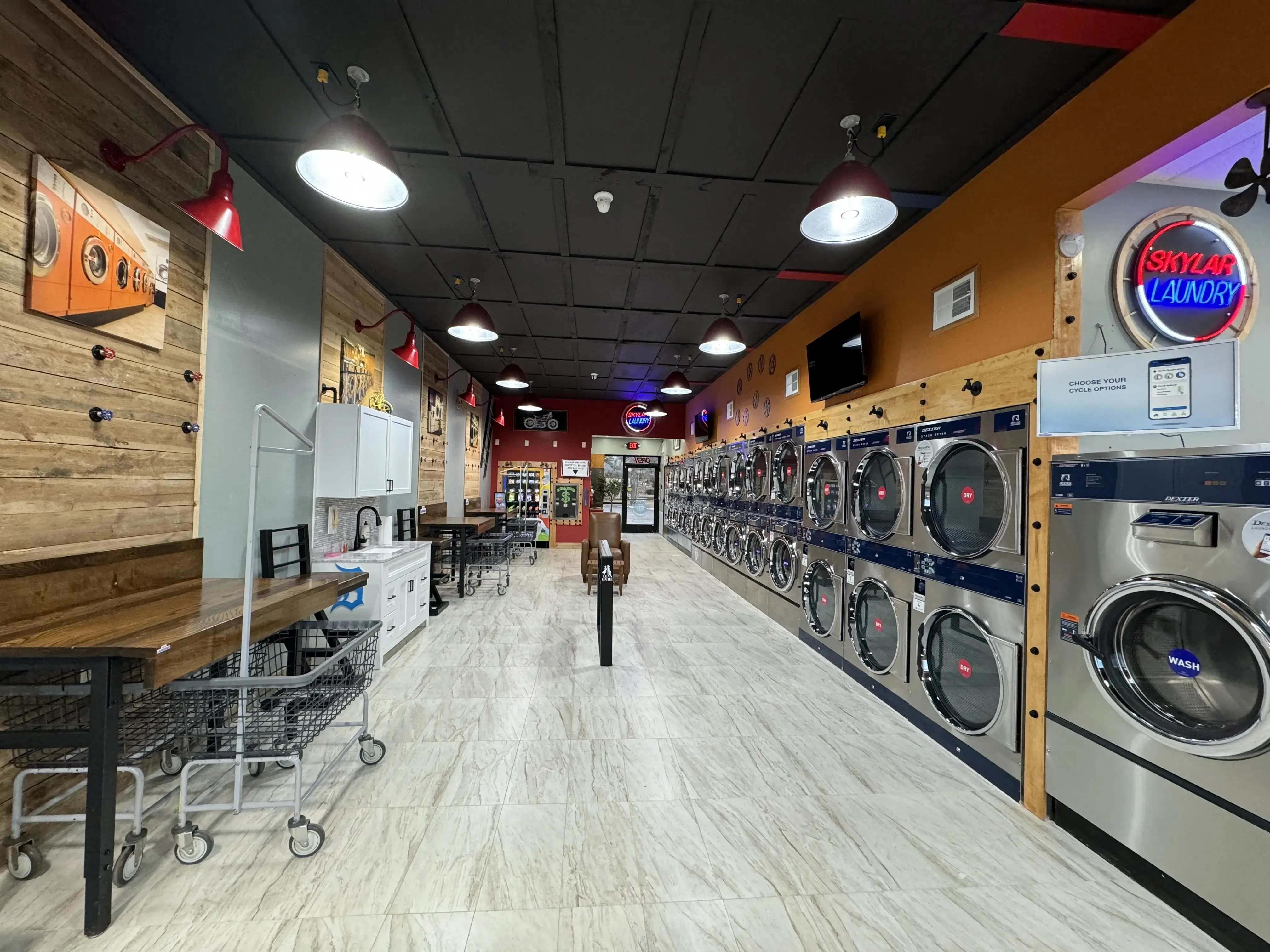 Skylar Laundromat of Livonia (7 Mile) - Image 16