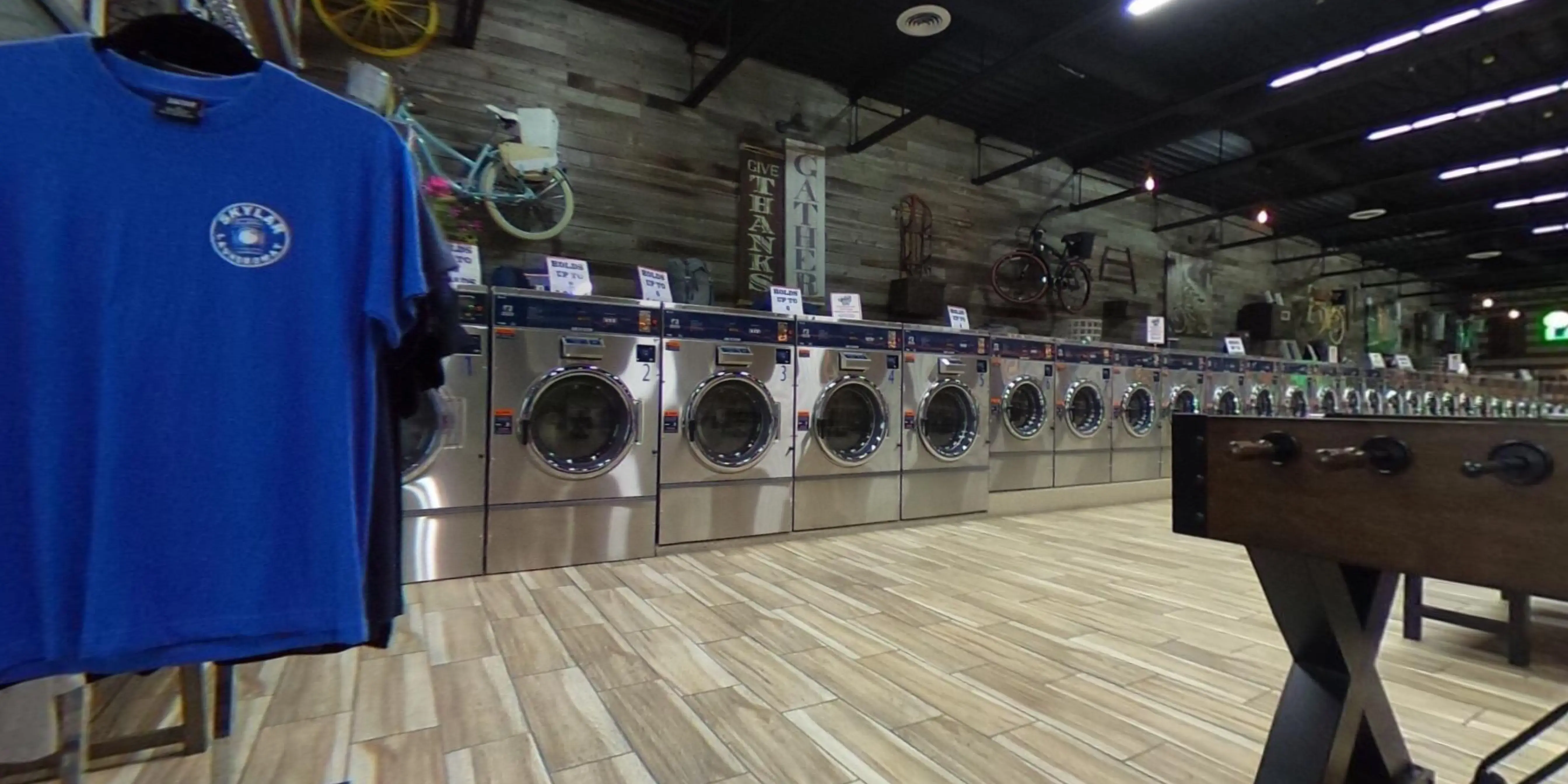 Skylar Laundromat of Oak Park thumbnail 4