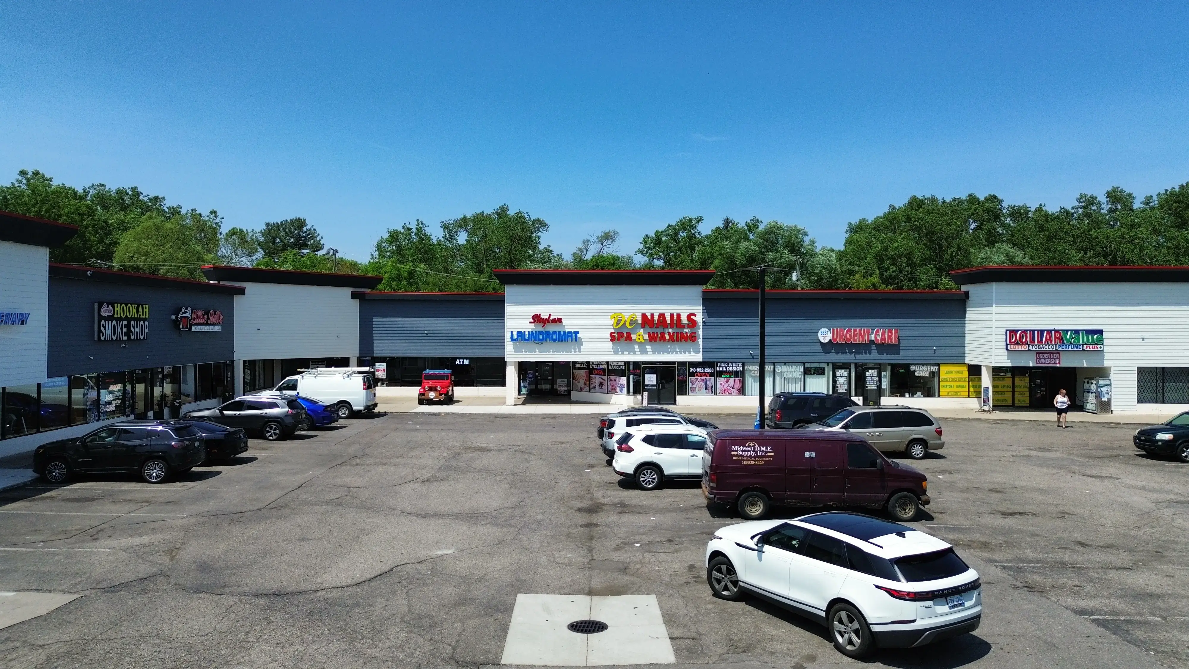 Skylar Laundromat of Redford - Image 1