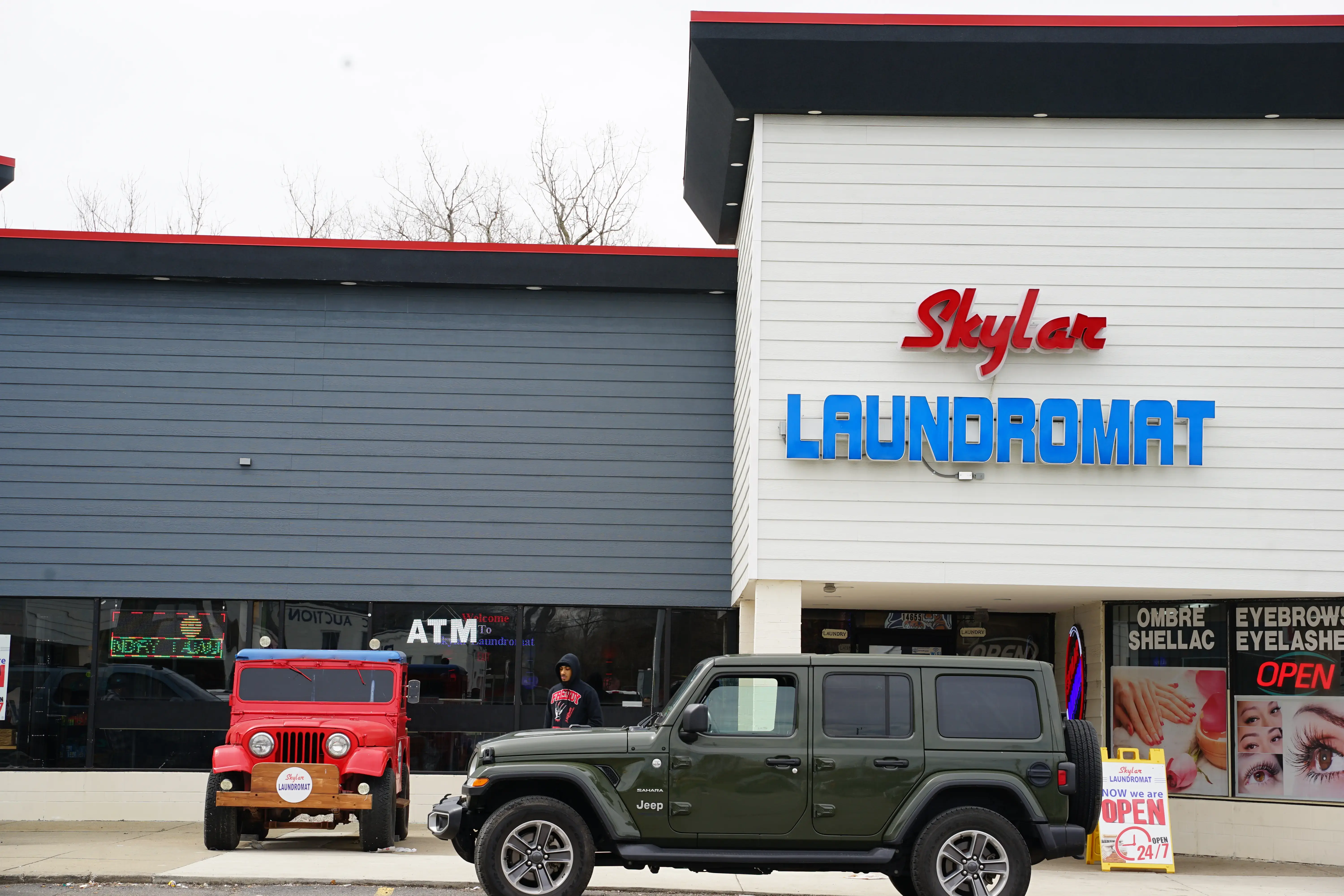 Skylar Laundromat of Redford - Image 15