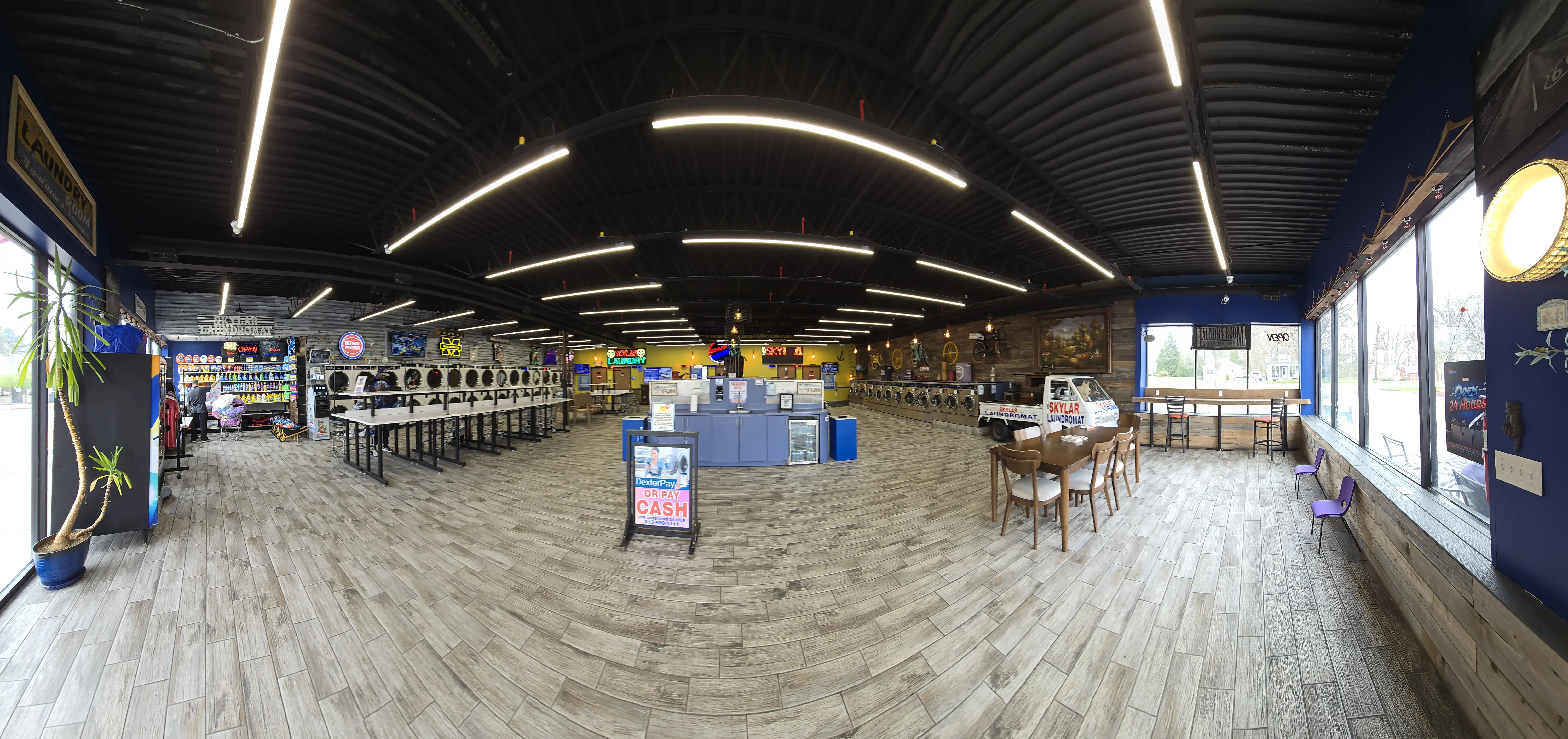 Skylar Laundromat of Taylor location