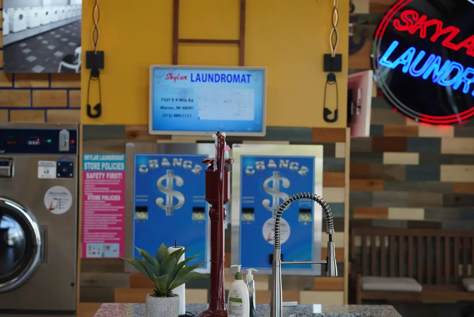 Skylar Laundromat of Waterford thumbnail 13