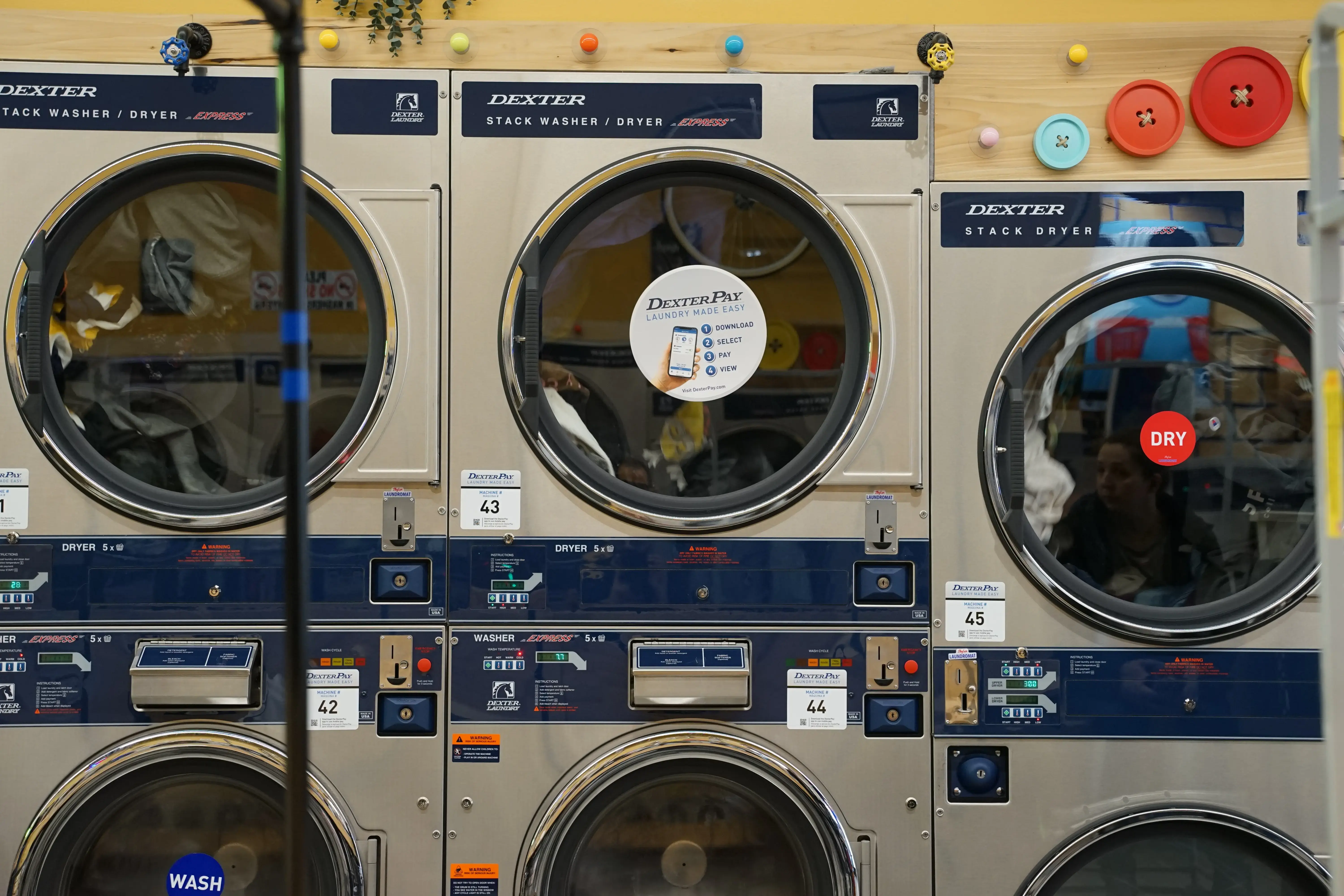 Skylar Laundromat of Waterford thumbnail 18
