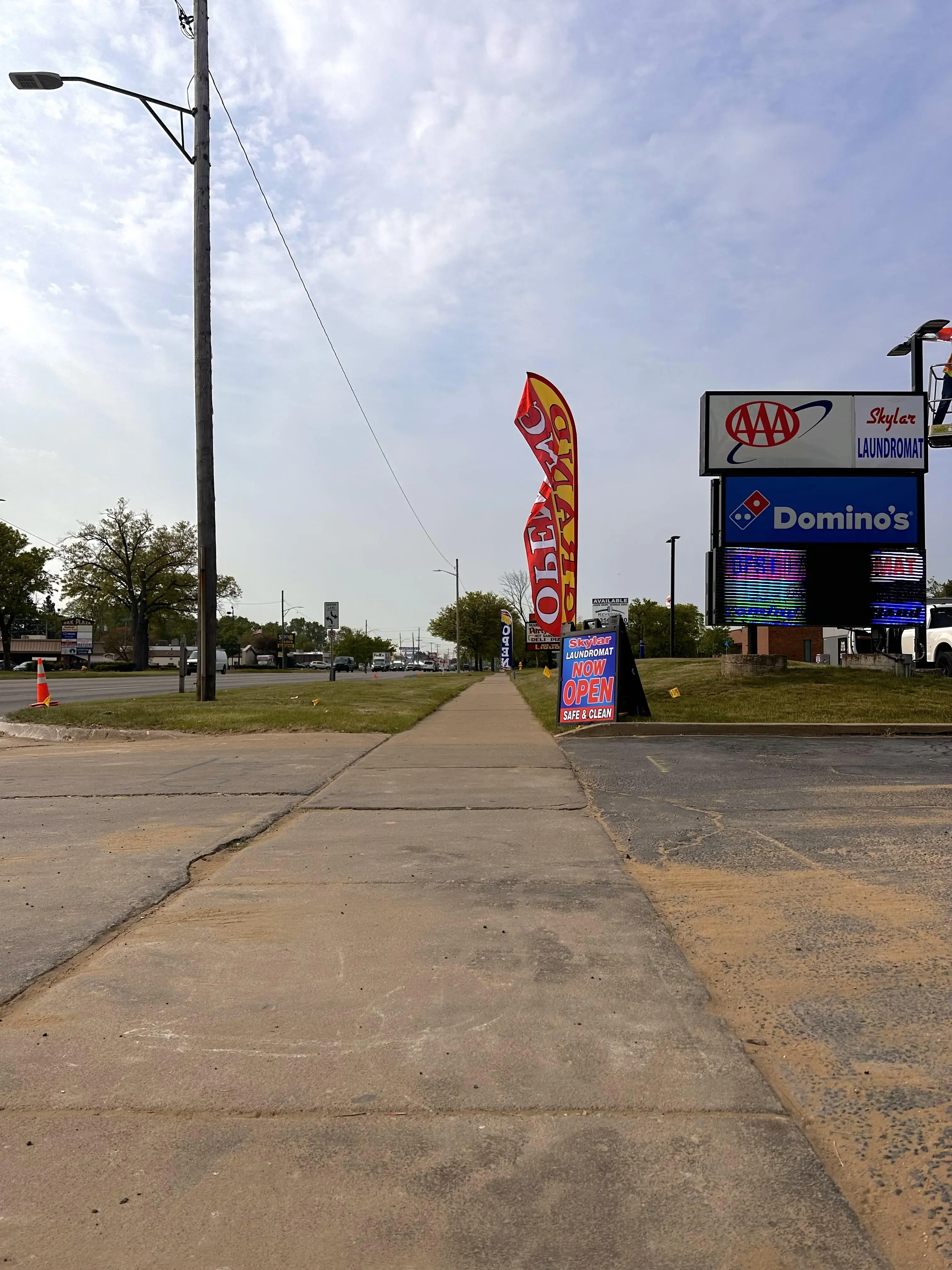 Skylar Laundromat of Westland thumbnail 18