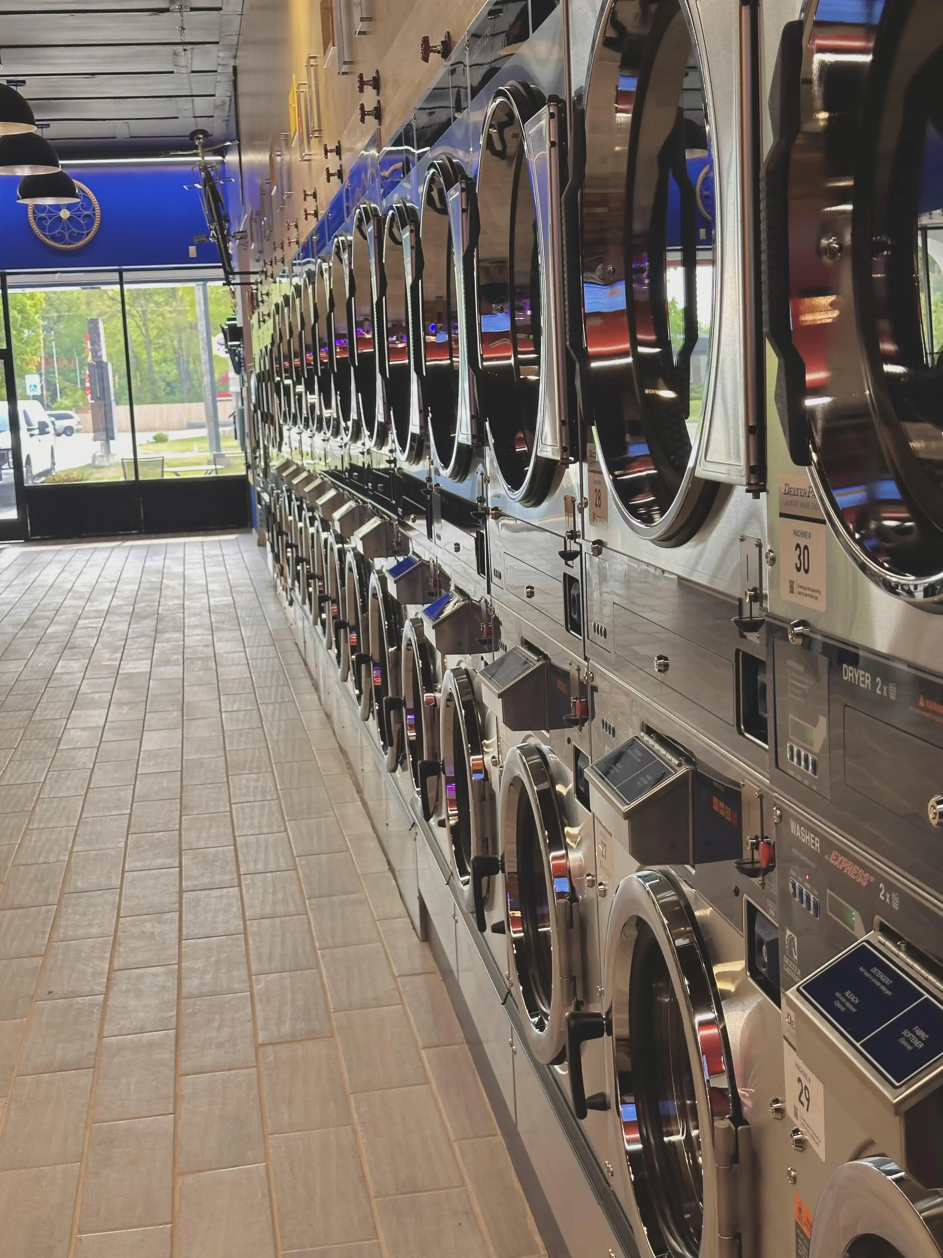 Skylar Laundromat of Westland thumbnail 5