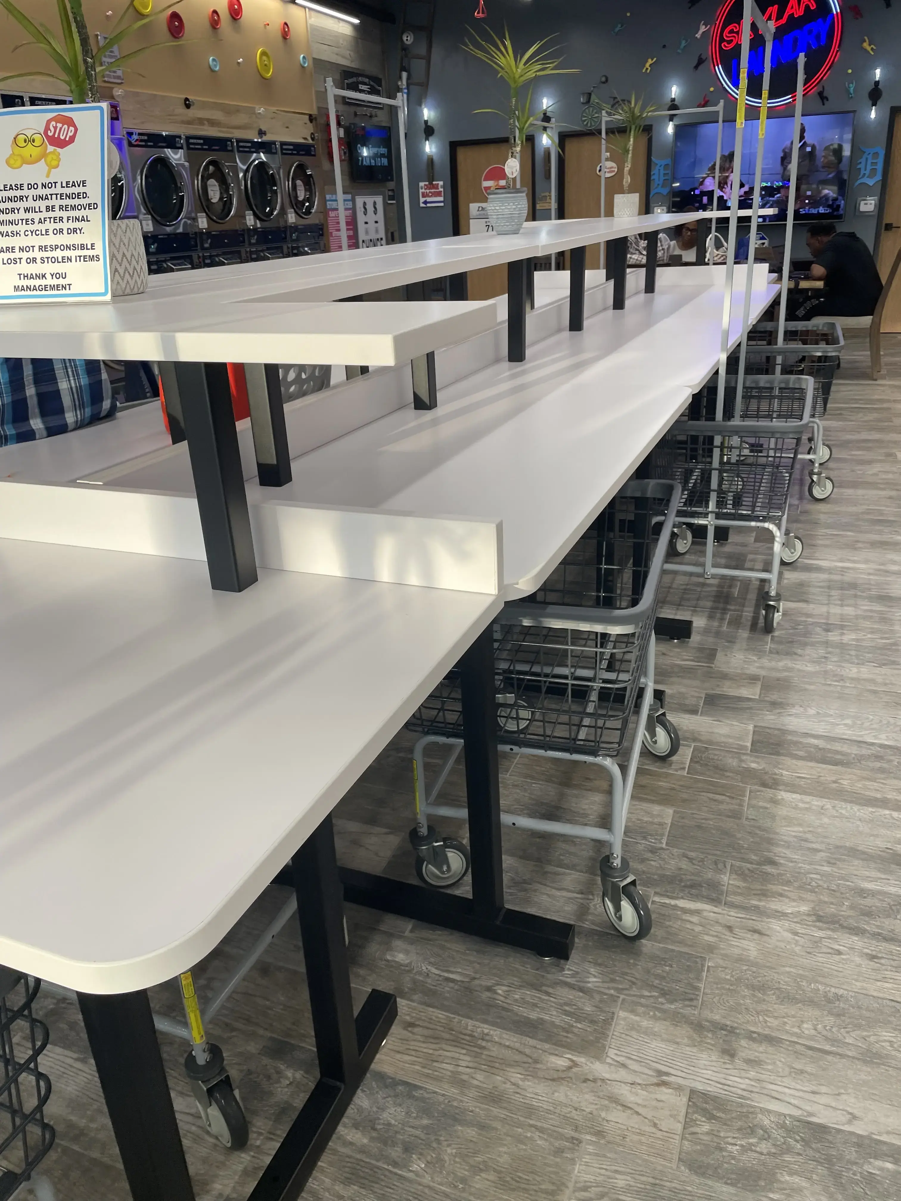 Skylar Laundromat (Troy) thumbnail 16