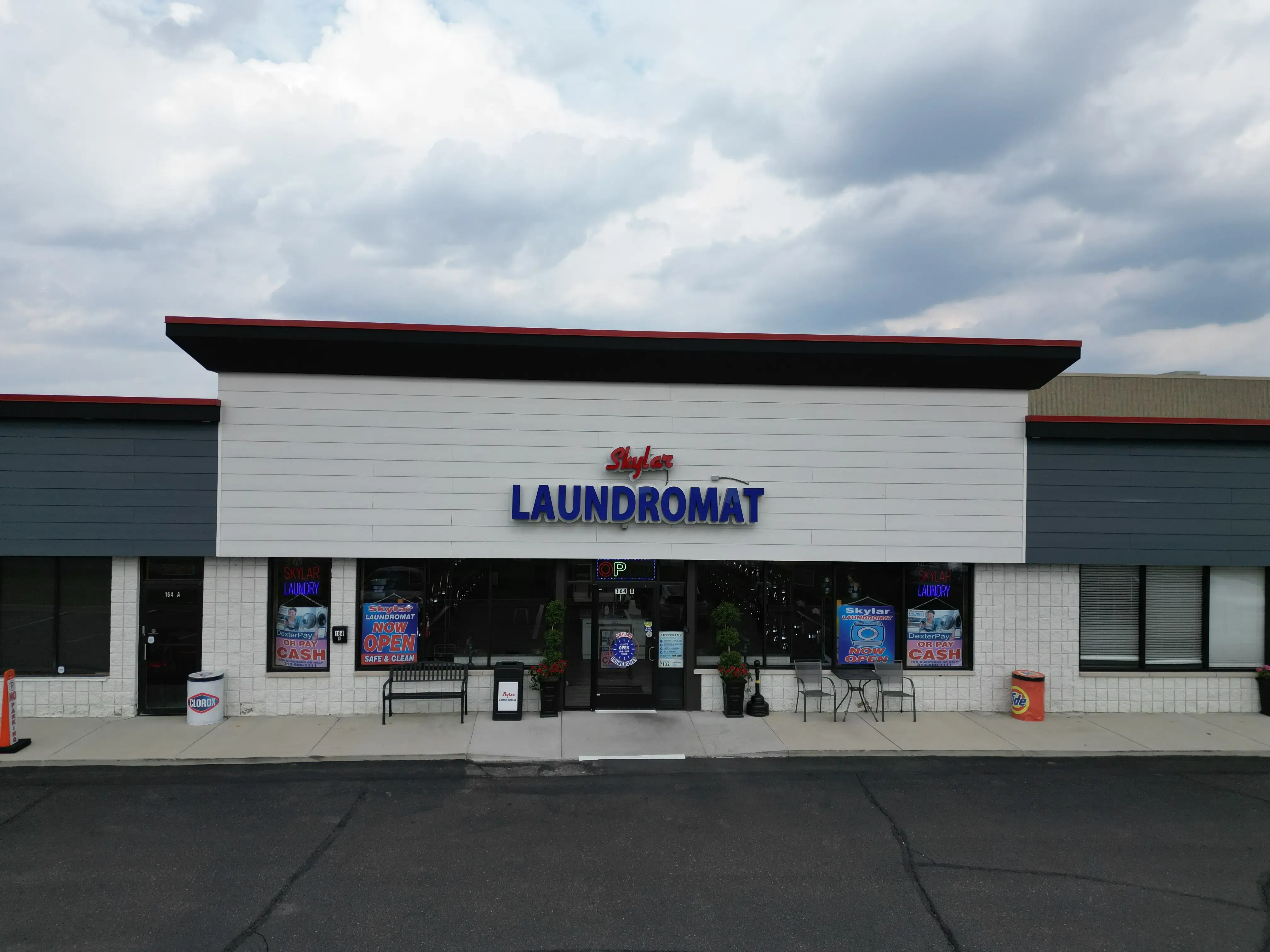 Skylar Laundromat (Troy) - Image 4