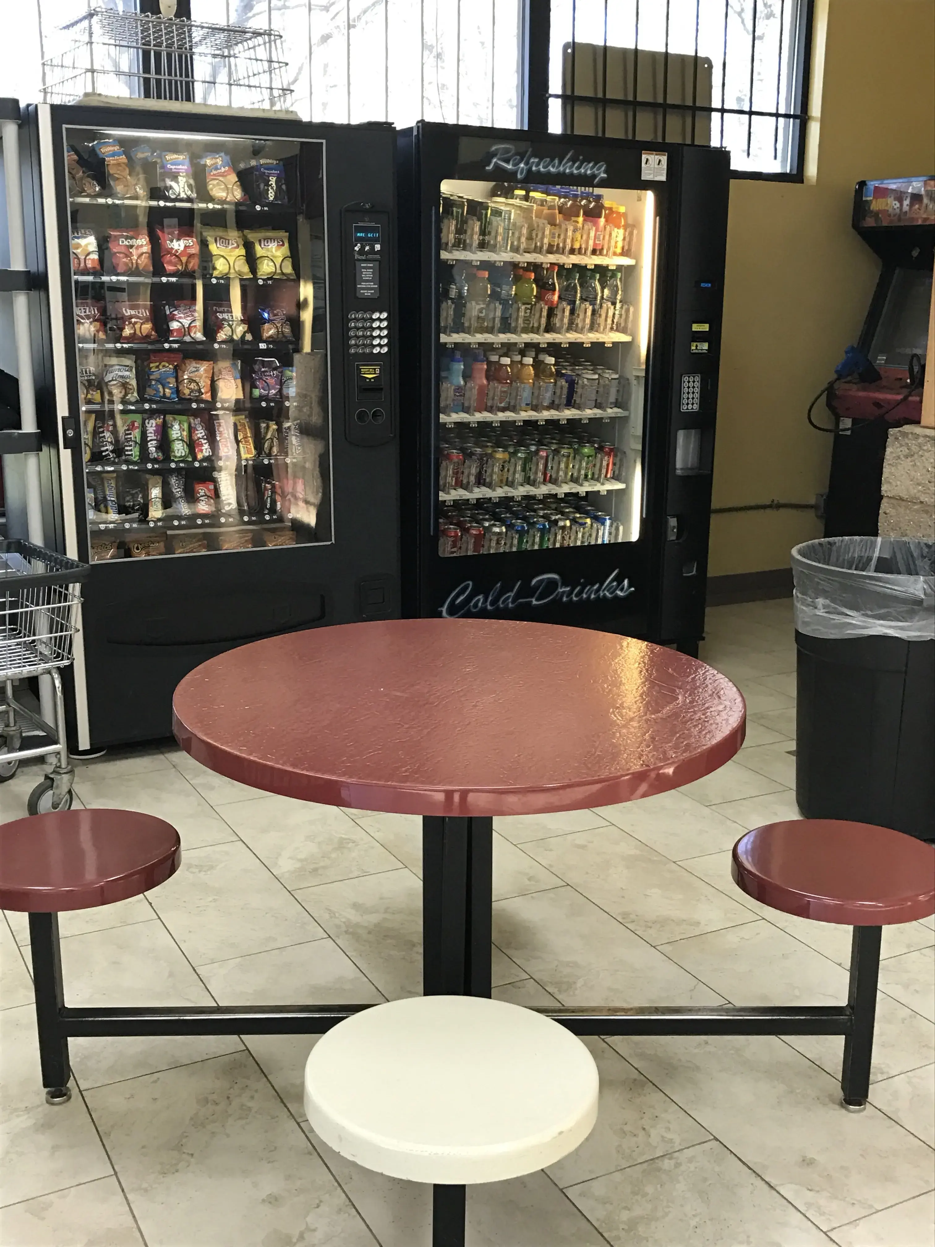 Skyline Laundromats (Cleveland Ave) - Image 20