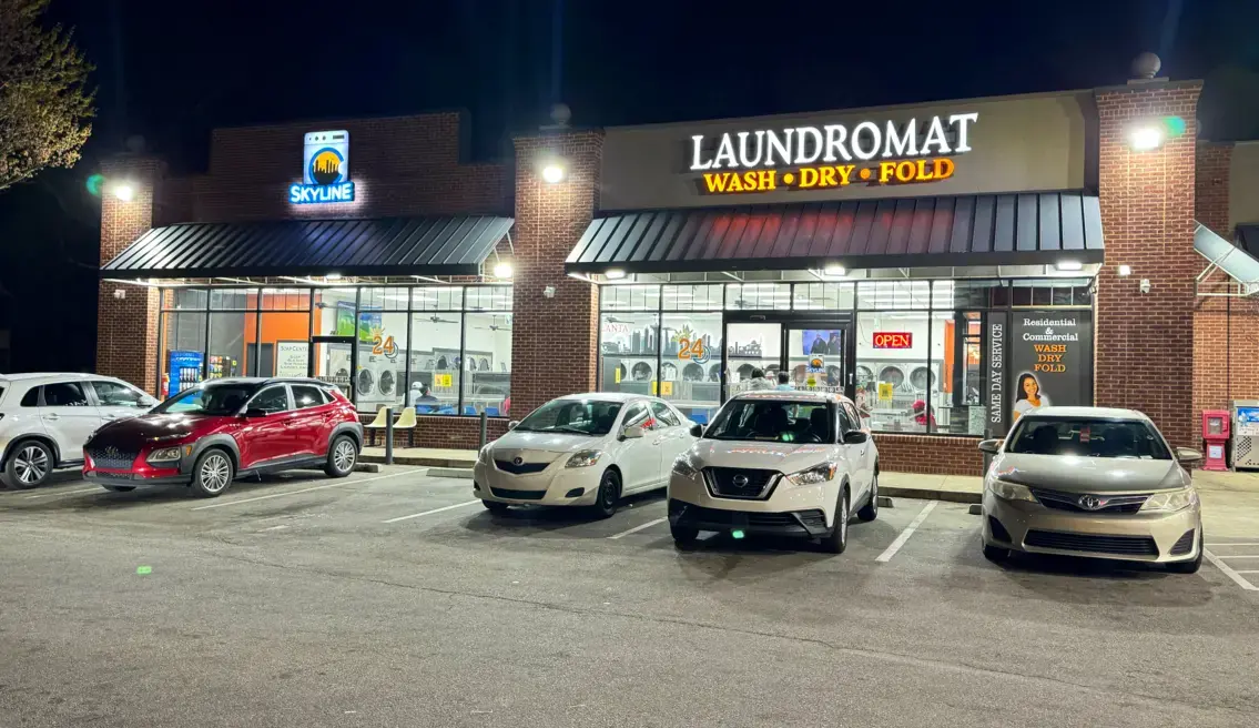 Skyline Laundromats/24 HOURS (Hapeville) location
