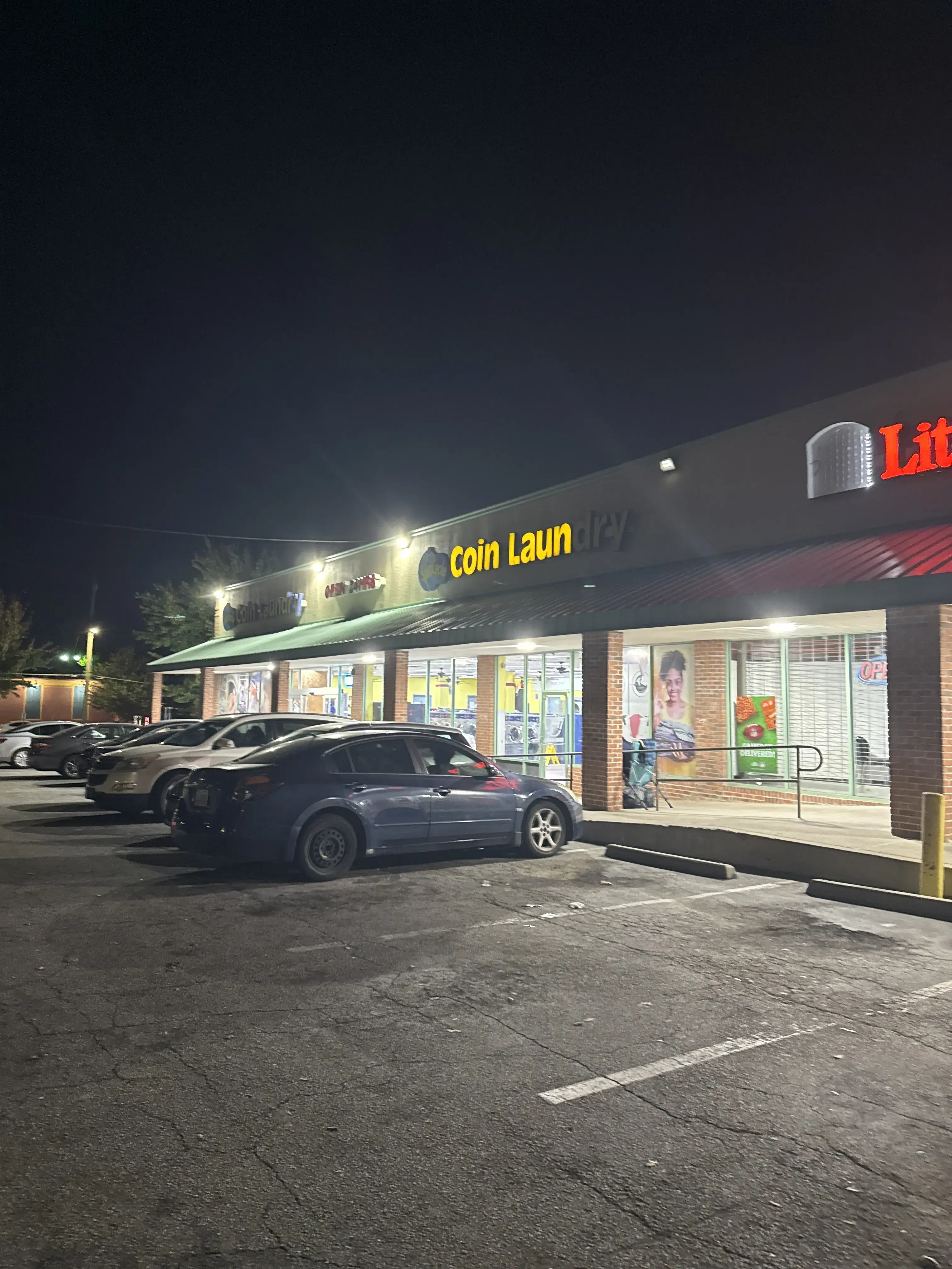 Skyline Laundromats/24 HOURS (Moreland) - Image 8