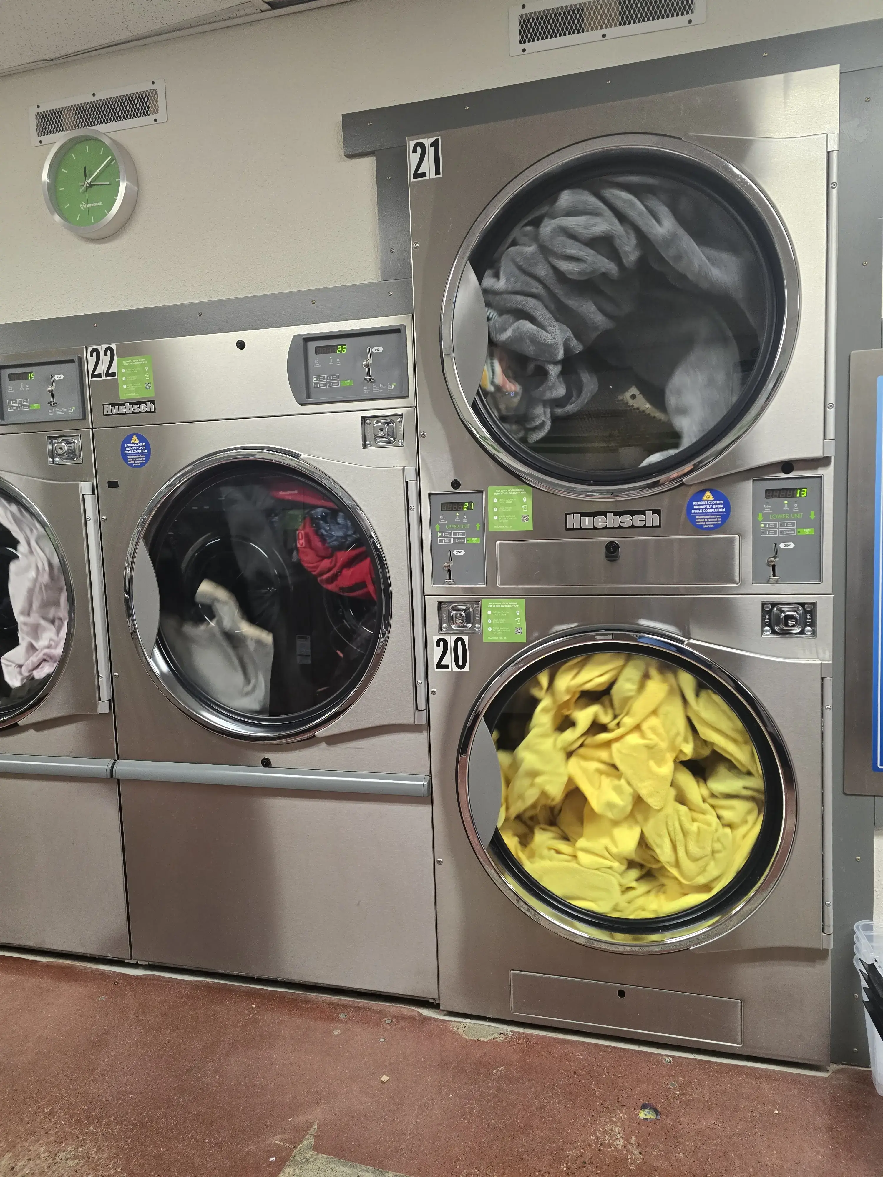 Skyway Laundromat thumbnail 18