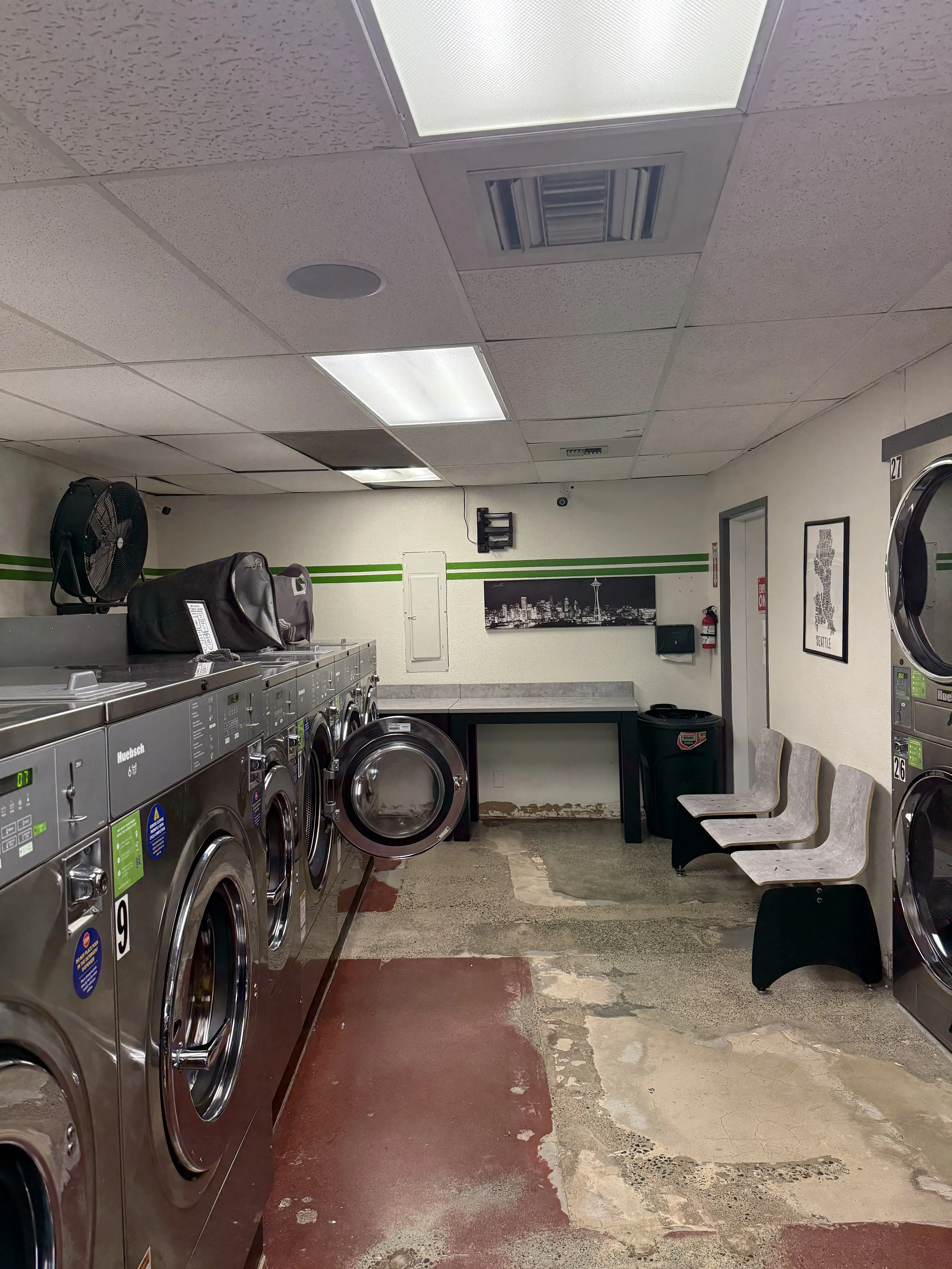 Skyway Laundromat - Image 14