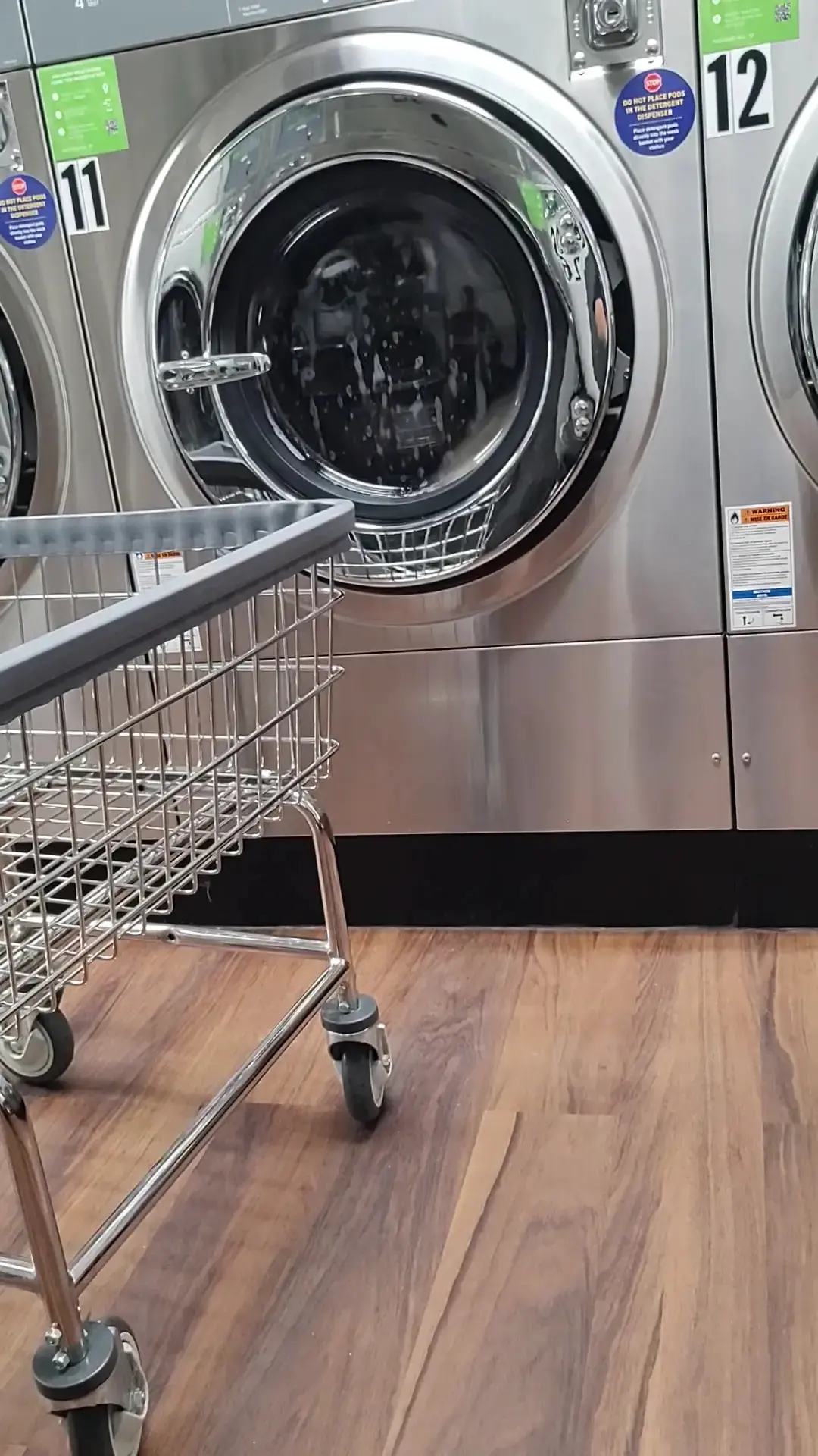 Skyway Laundromat thumbnail 12