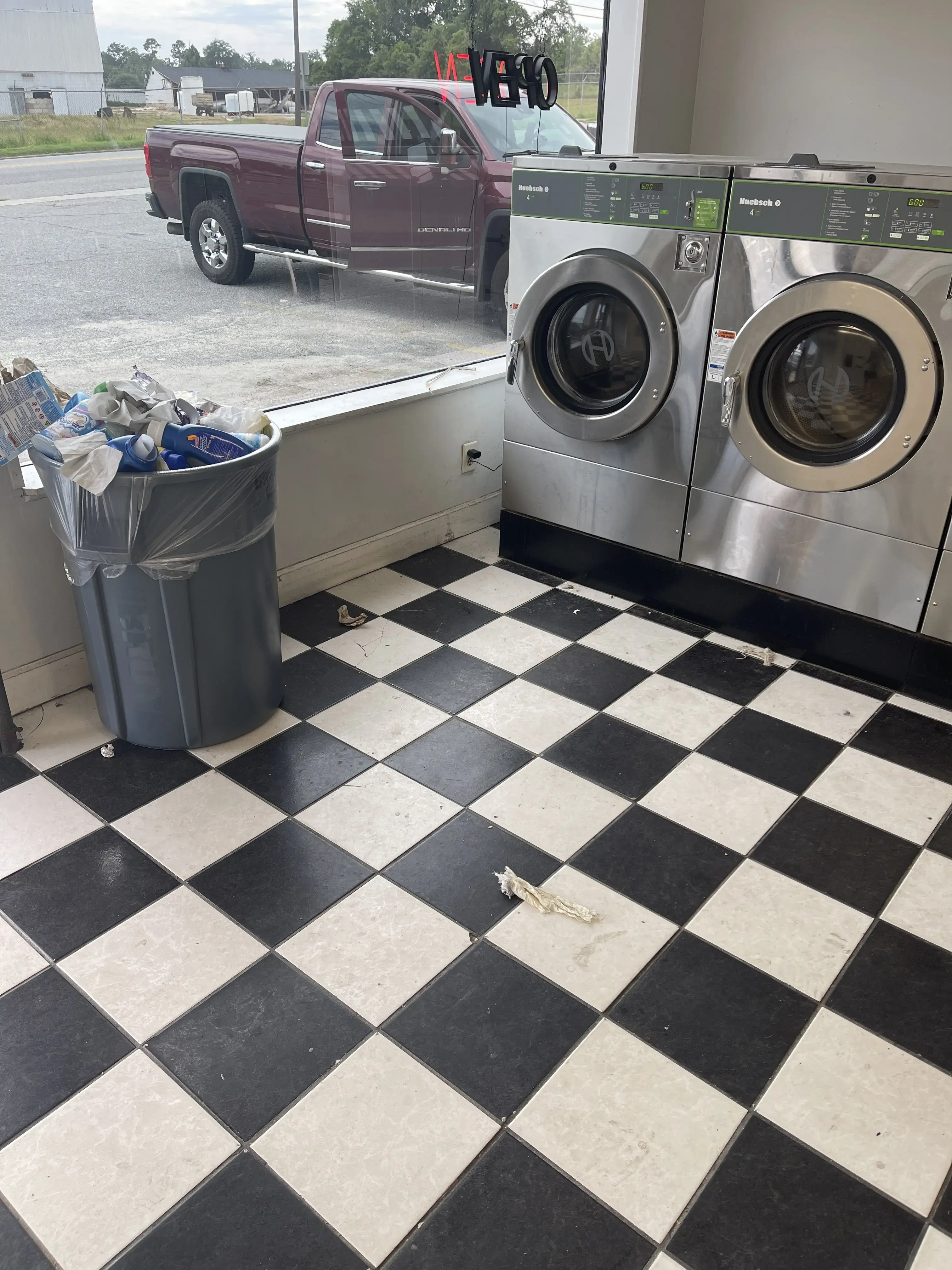 Smart Wash Laundromat - Image 15