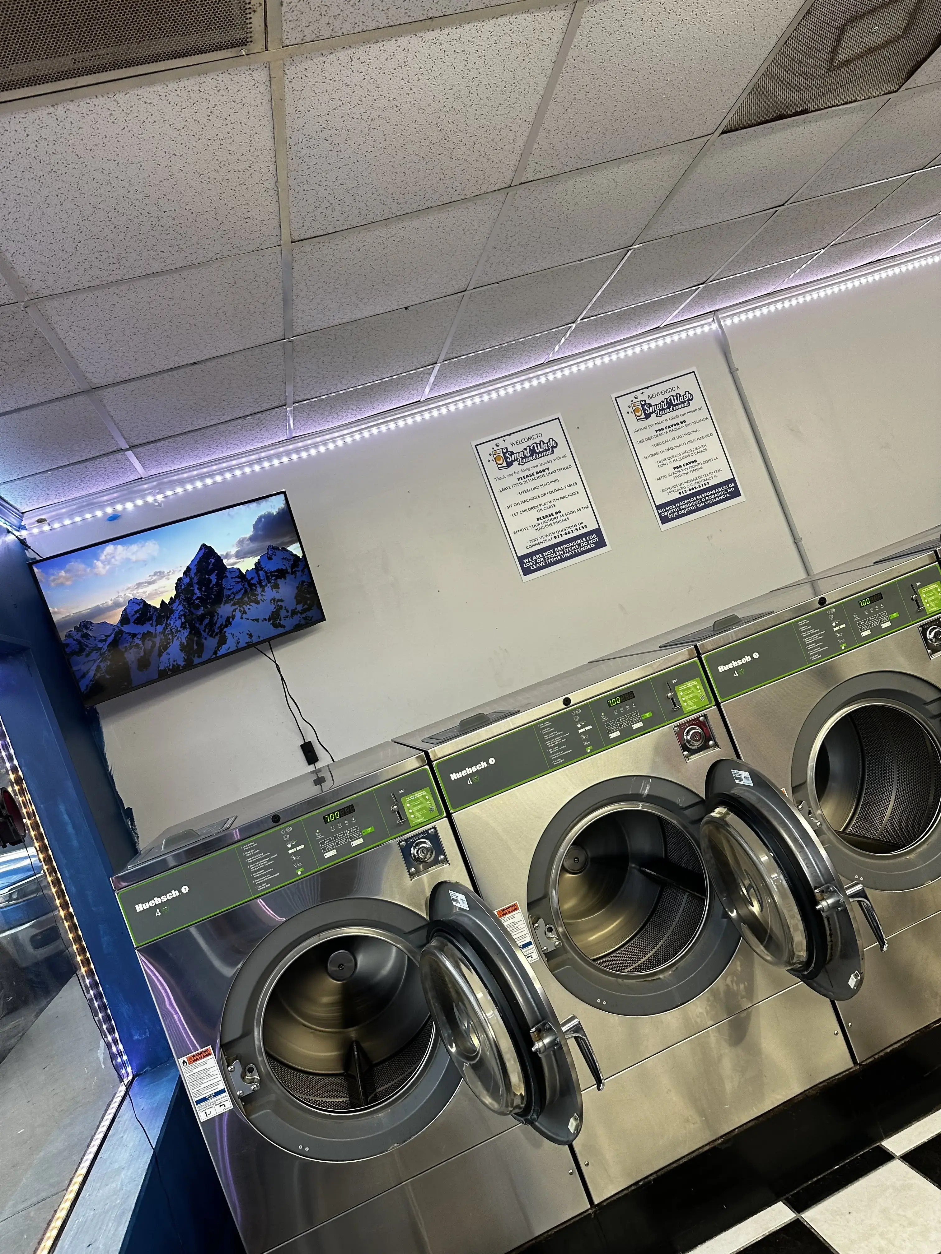 Smart Wash Laundromat thumbnail 2