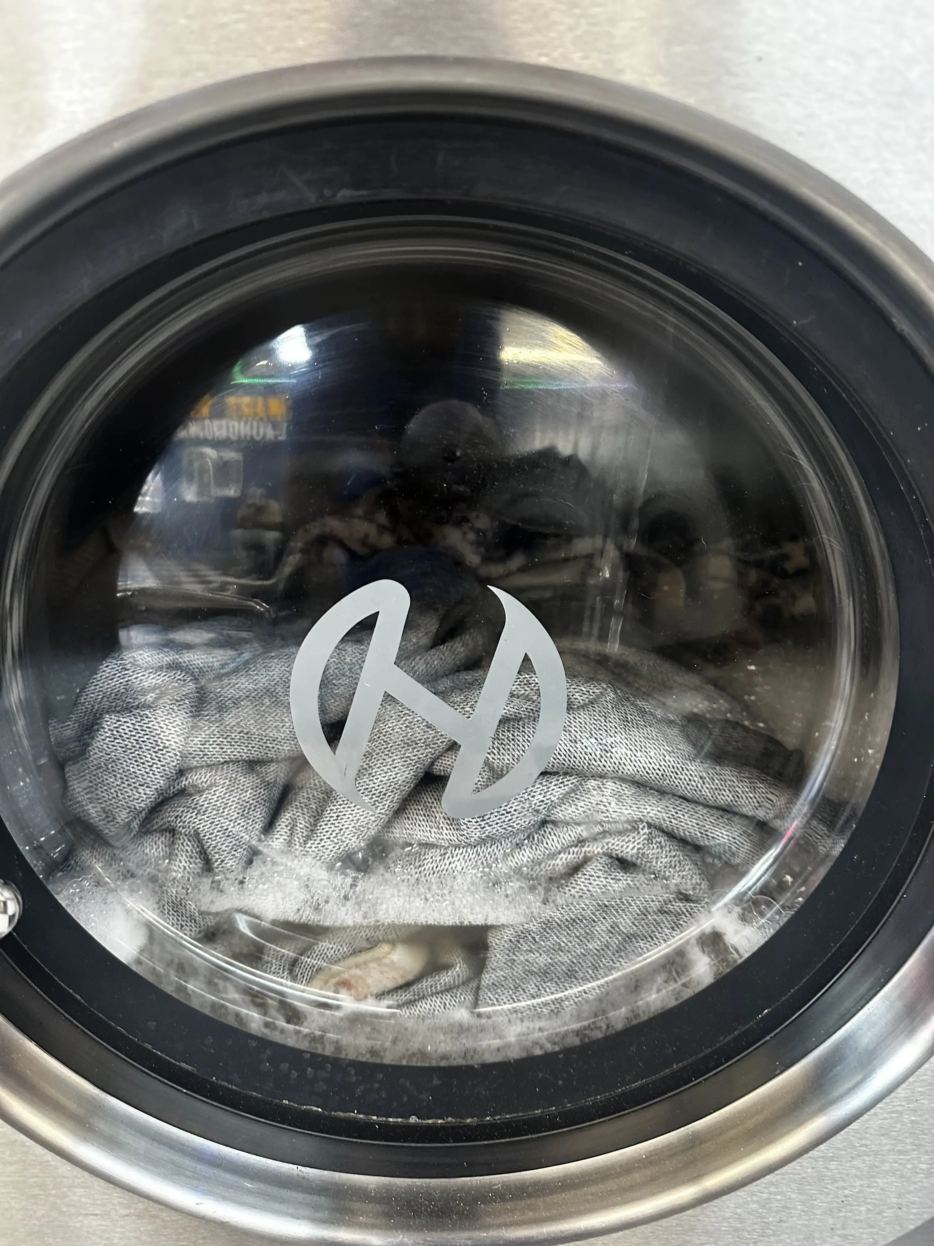 Smart Wash Laundromat - Image 11