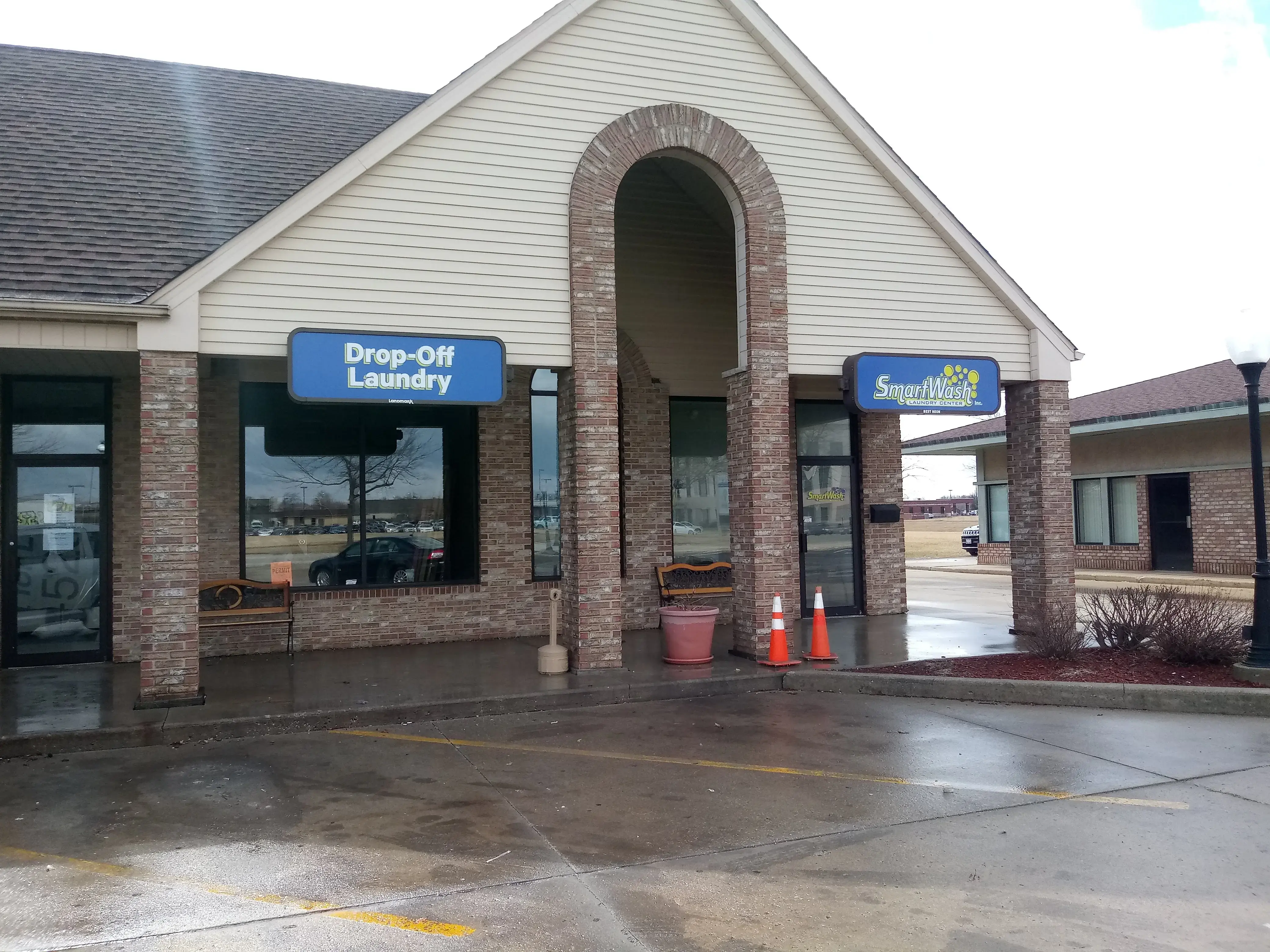 SmartWash Laundry Center - Image 9