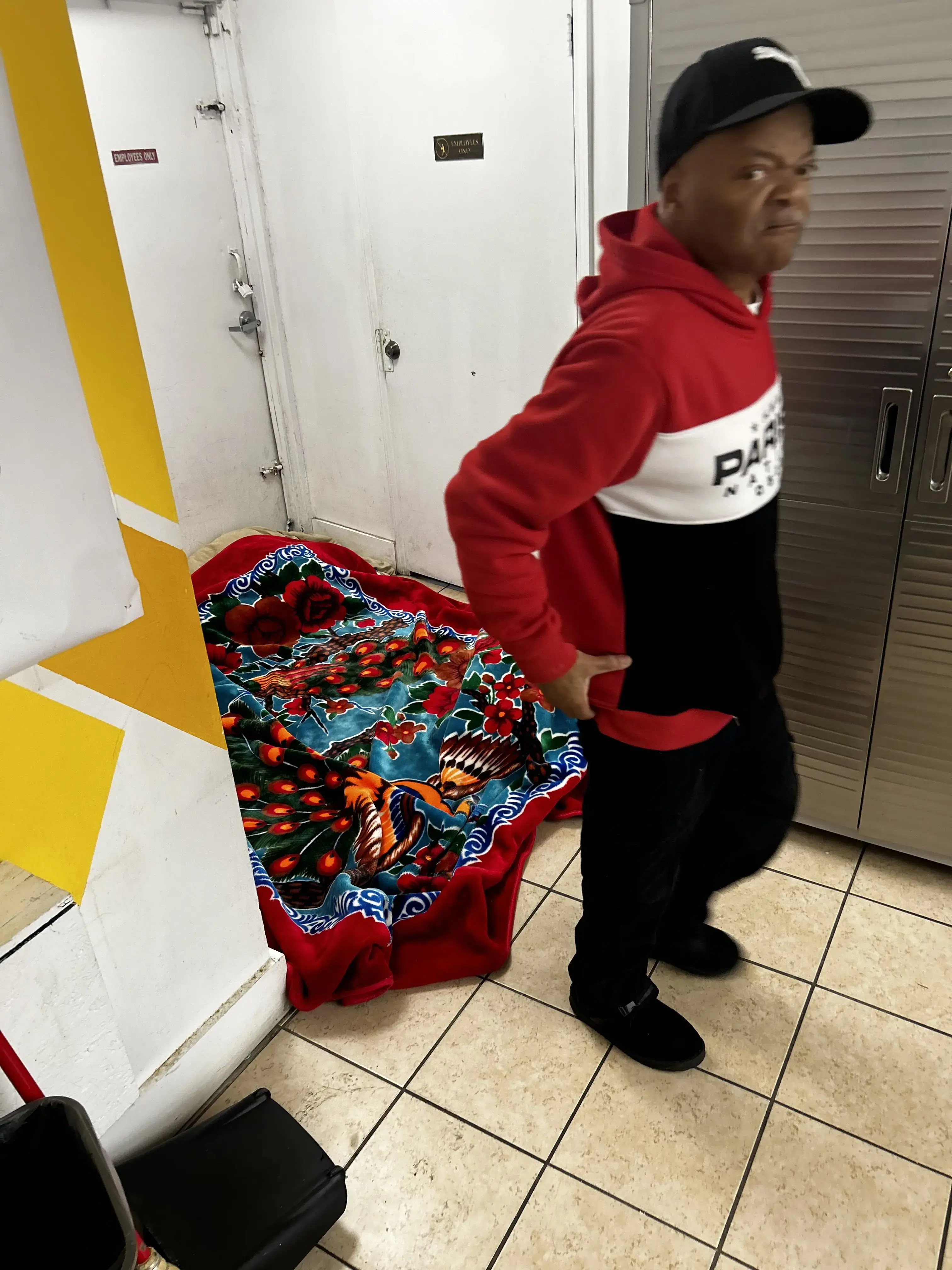 Smiley Laundromat thumbnail 20