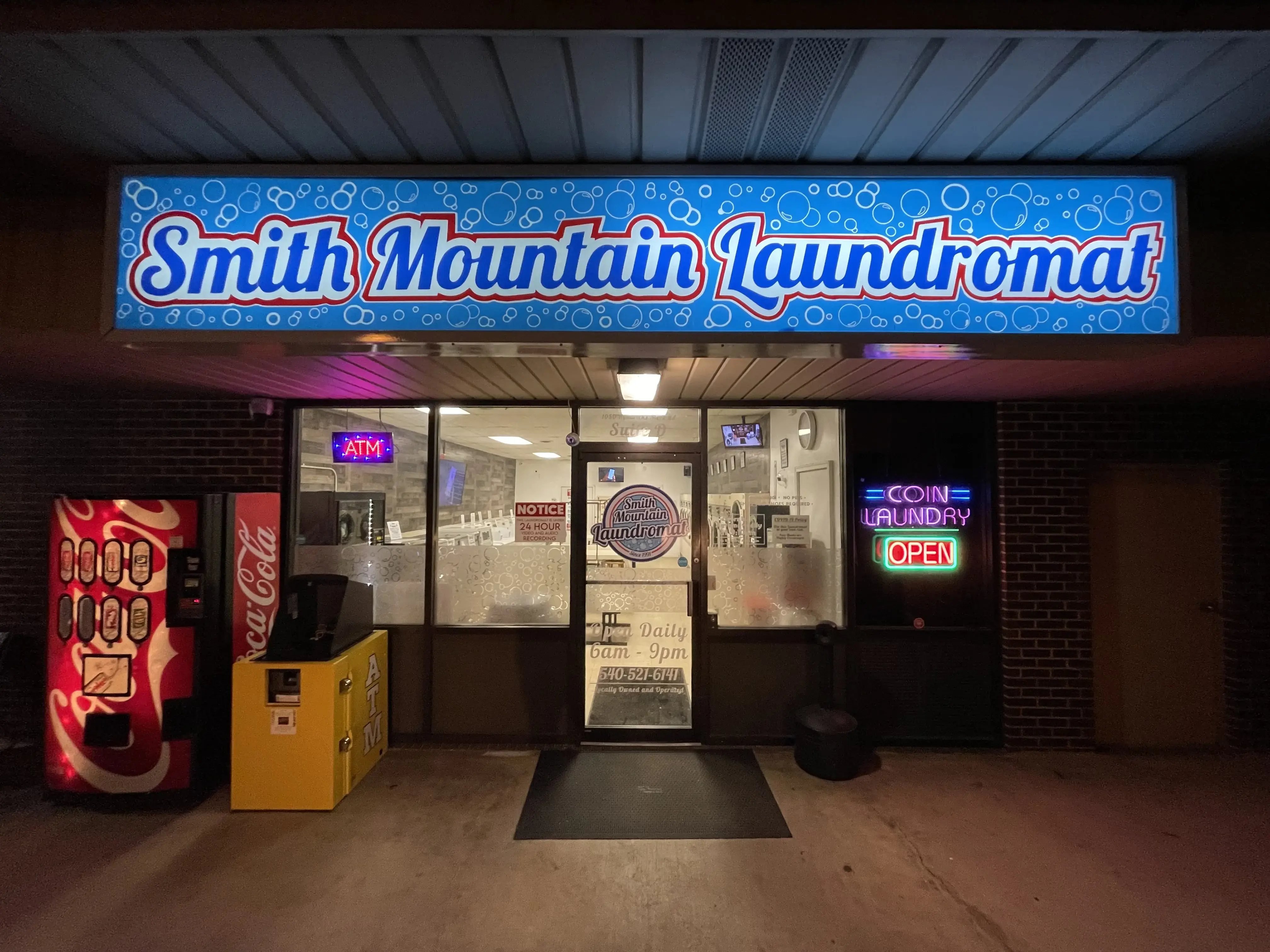 Smith Mountain Laundromat thumbnail 8
