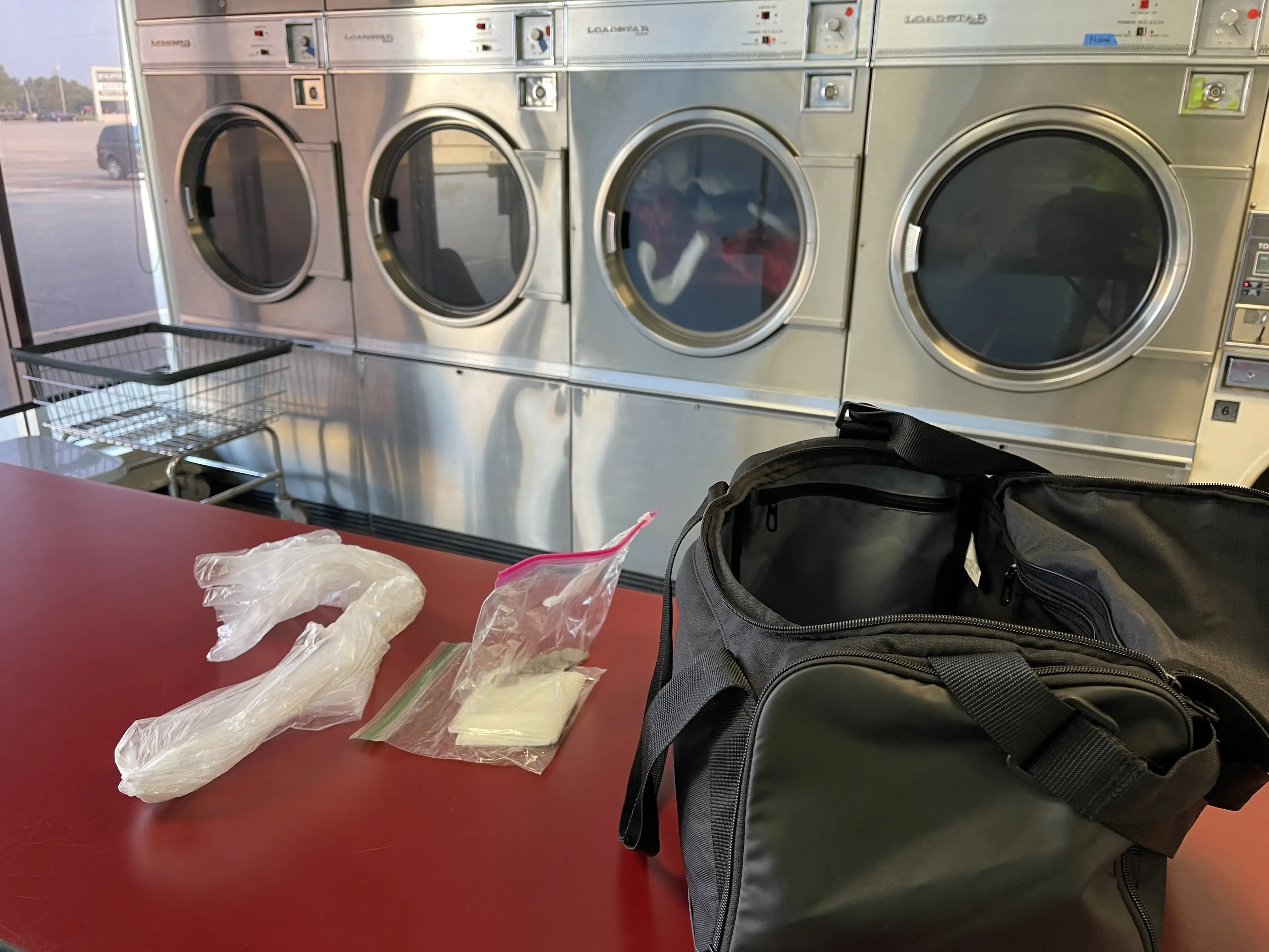 Smith's Coin Laundry/Speed Queen thumbnail 4