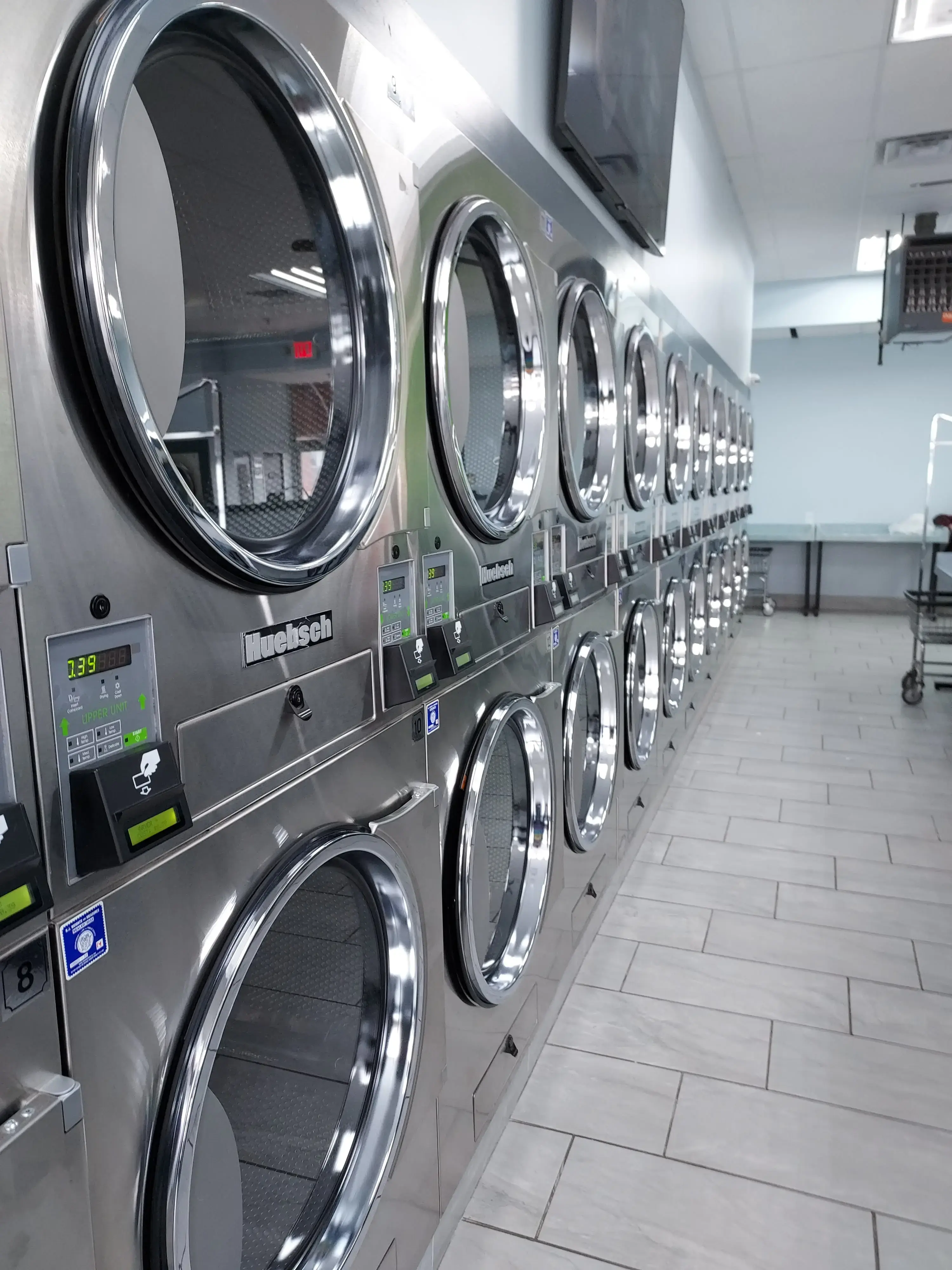 Snow White Laundry Village thumbnail 13