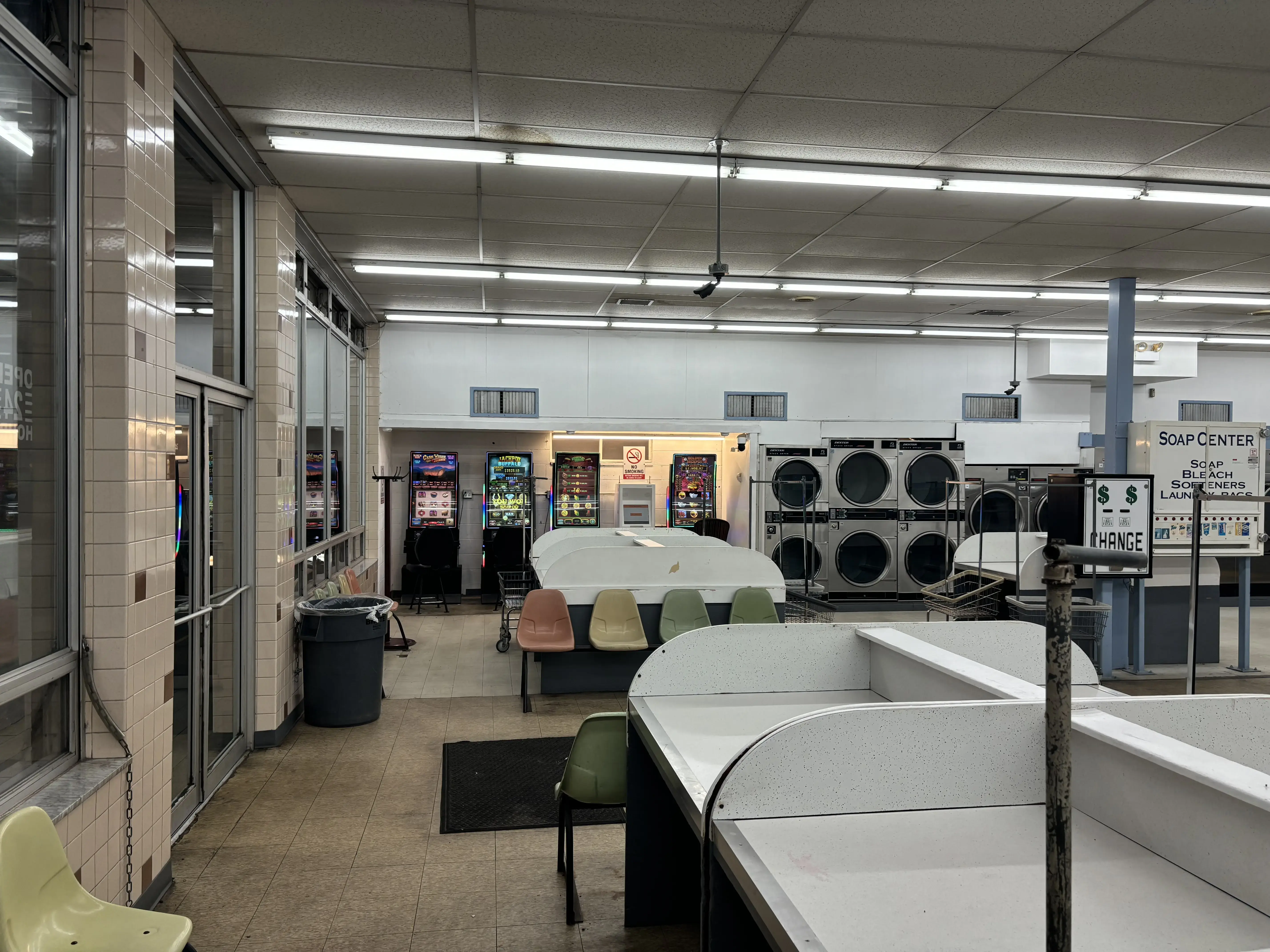 Snowy White Laundromat location