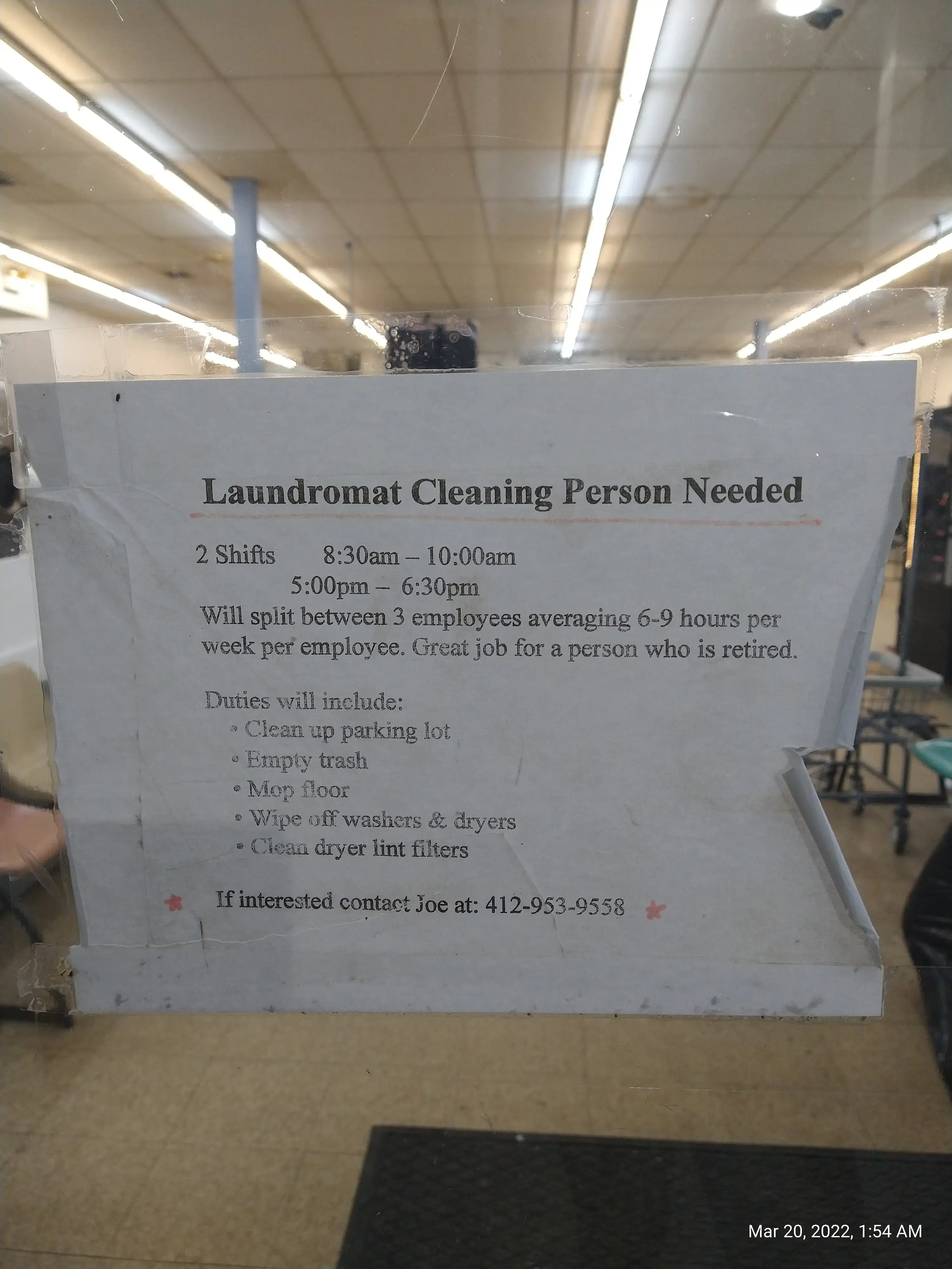 Snowy White Laundromat thumbnail 12