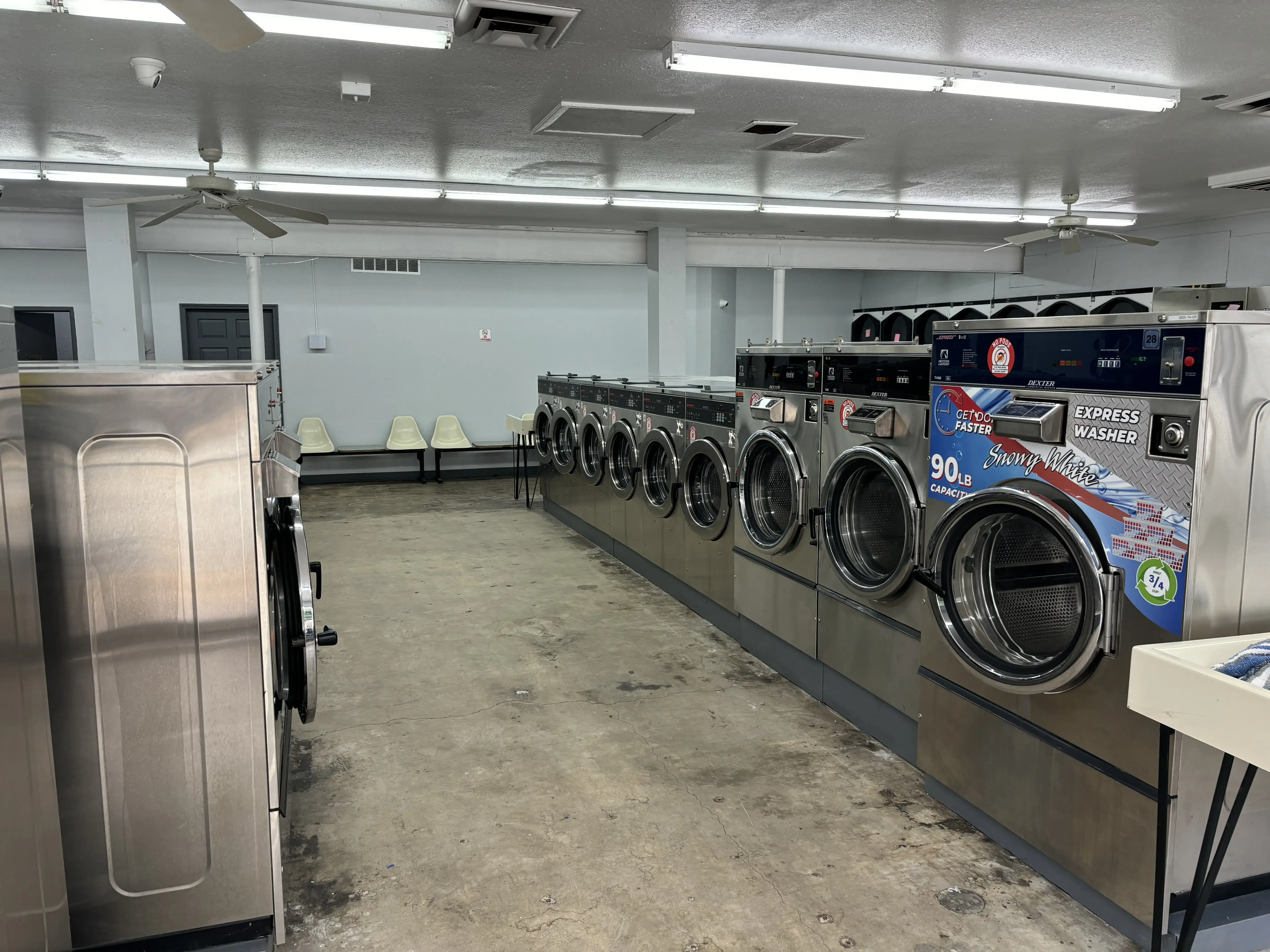 Snowy White Laundromat location