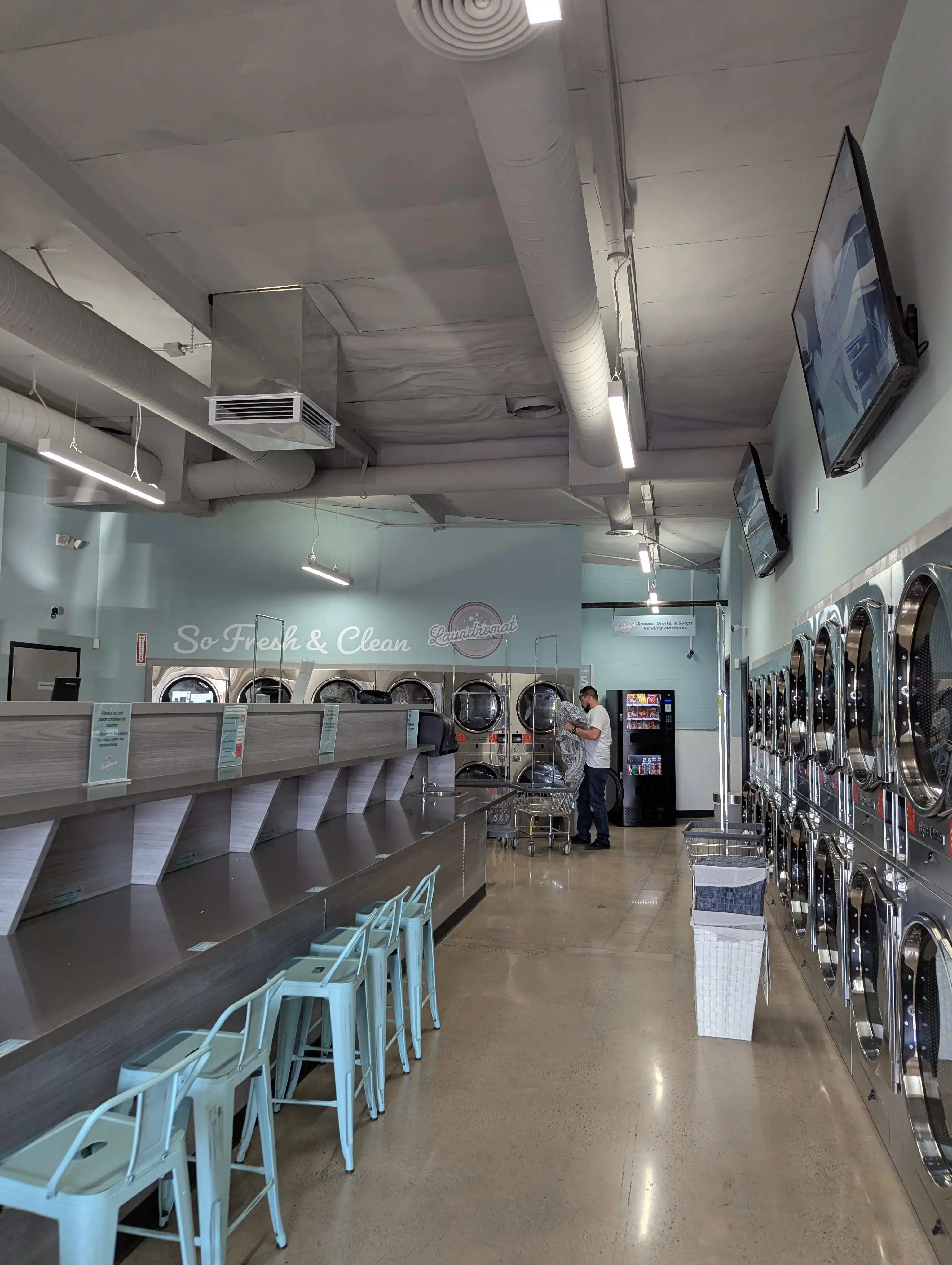 So Fresh and Clean Laundromat thumbnail 5