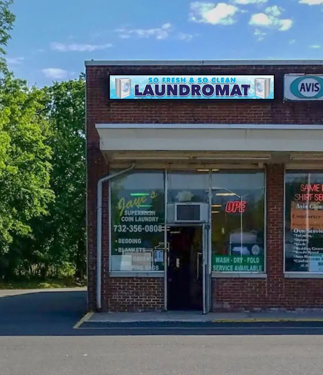 So Fresh And So Clean Laundromat - Image 7