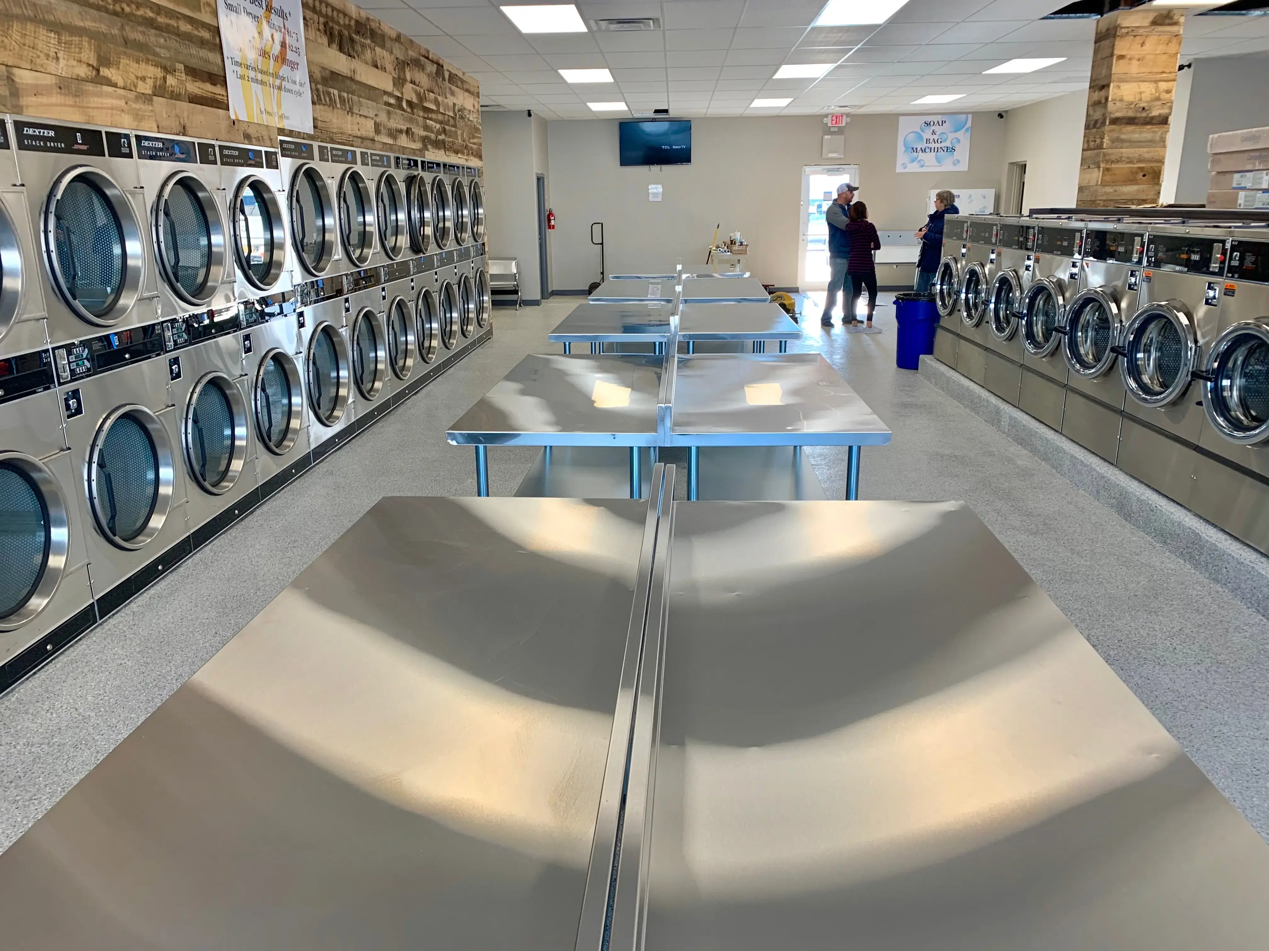 So Fresh N So Clean Laundromat - Image 4